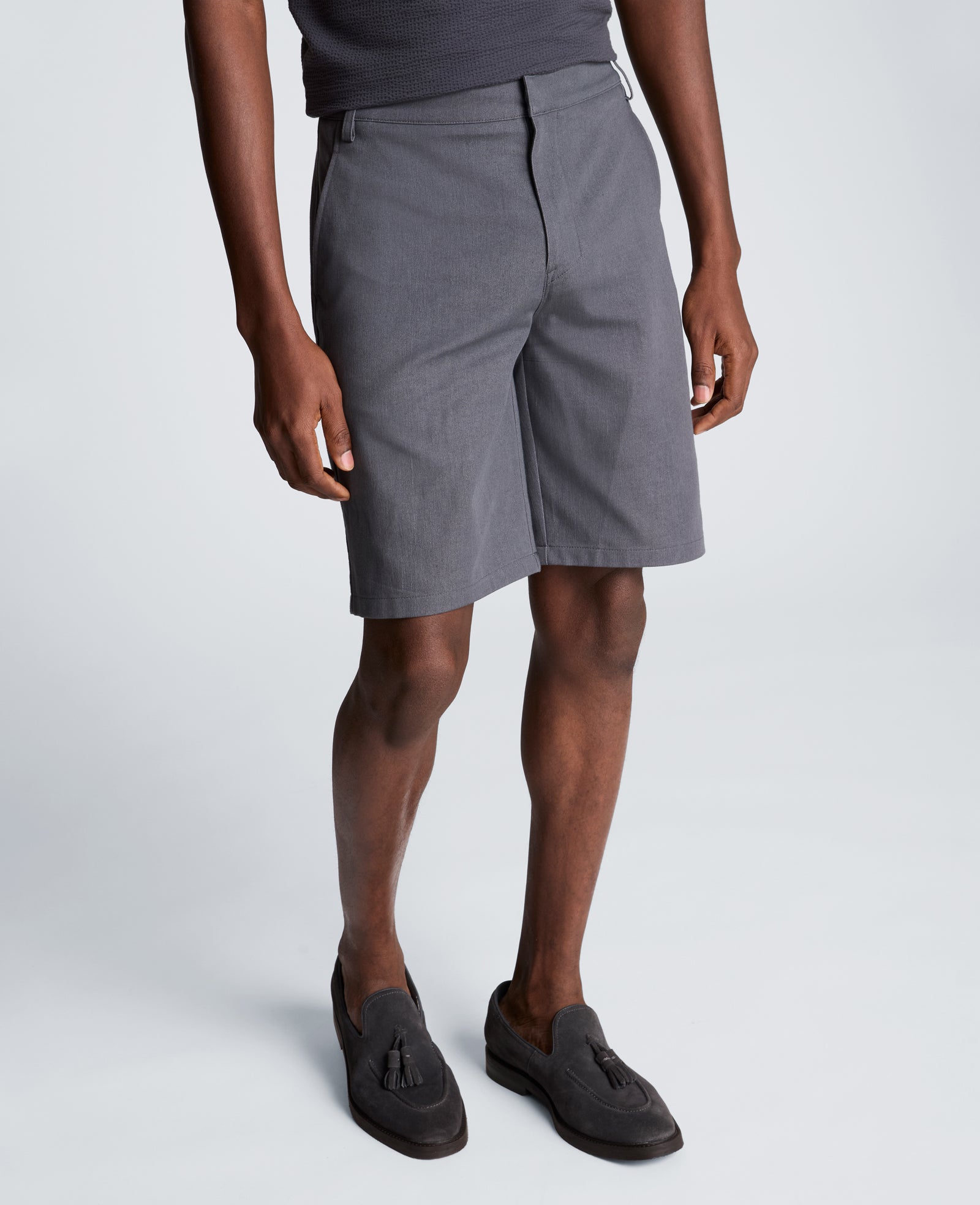 Kenneth Cole Reaction Clothing Washed Denim Short shorts in denim grigio antracite elasticizzato