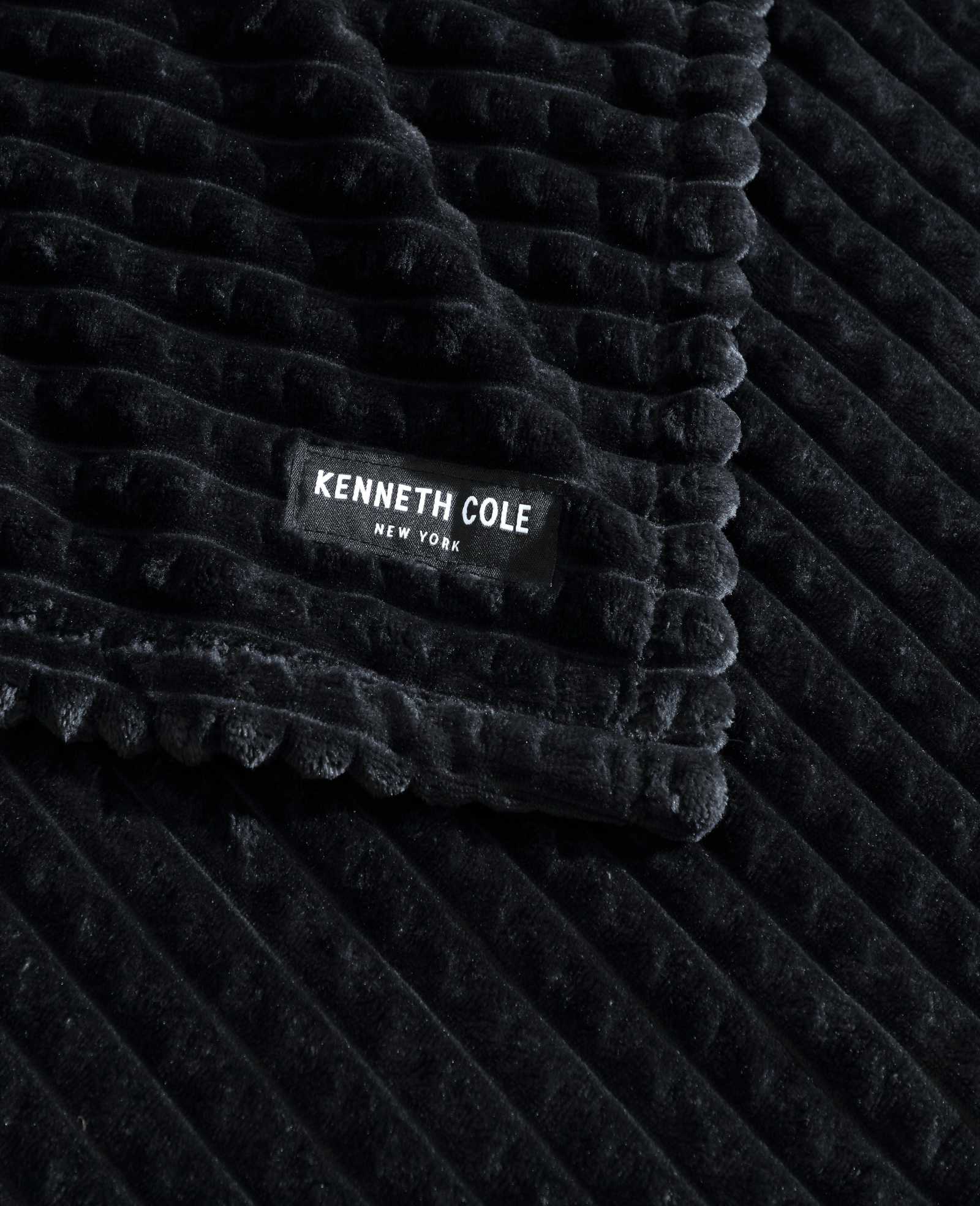 Kenneth Cole Reaction Home & Bedding Textured Solid Throw Blanket plaid nero