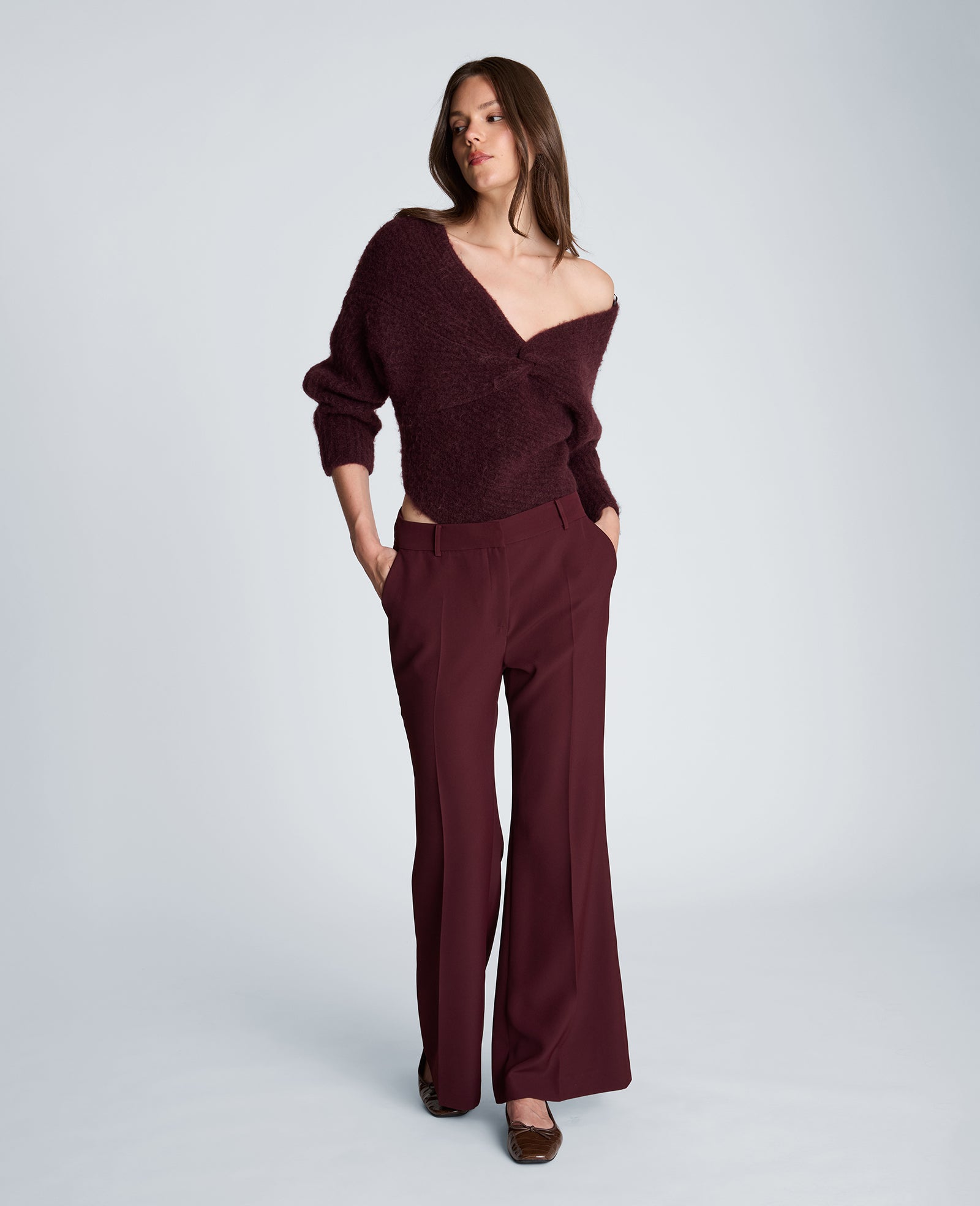 Kenneth Cole Reaction Clothing Fly Front Mid Rise Flare Pant pantaloni svasati rosso twill