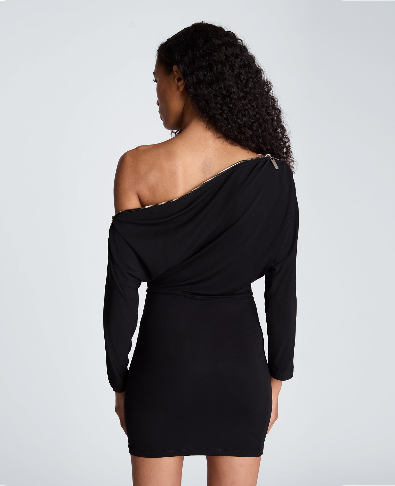 Kenneth Cole Reaction Clothing Zipper Shoulder Mini Dress vestito nero corto
