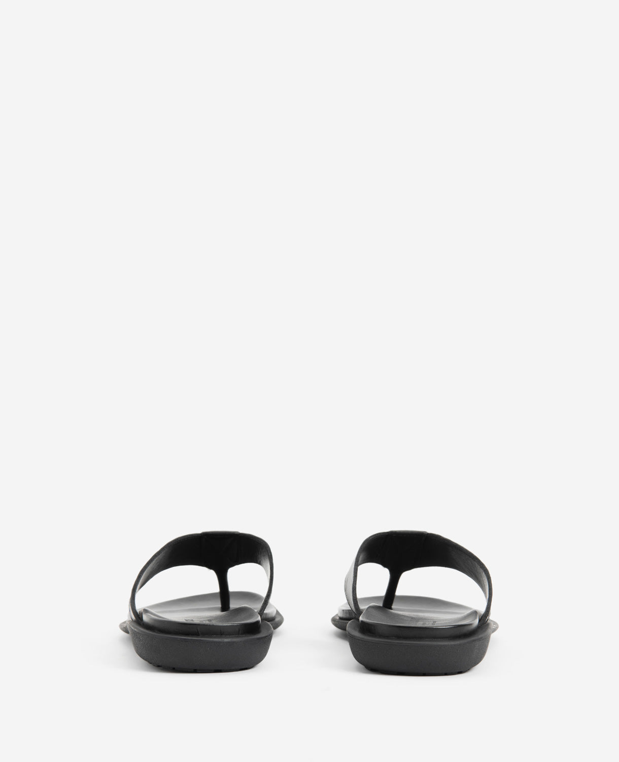 Kenneth Cole Reaction Shoes Sand Leather Thong Sandal sandalo nero in pelle