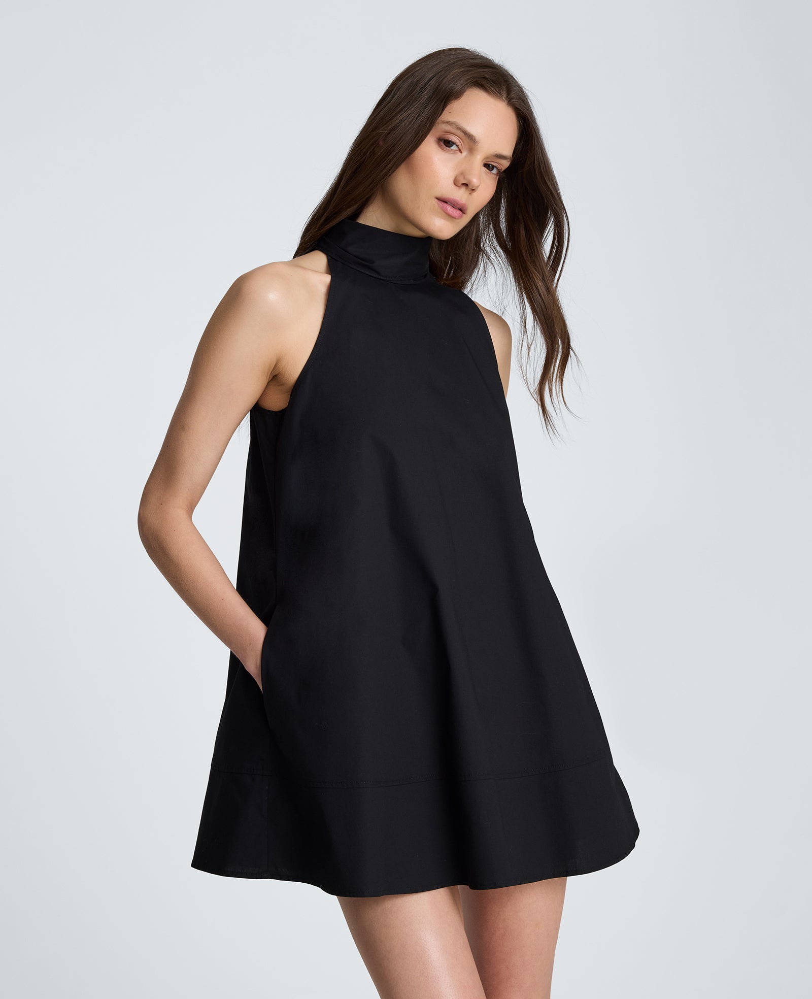 Kenneth Cole Reaction Clothing Self Tie Halter abito mini nero