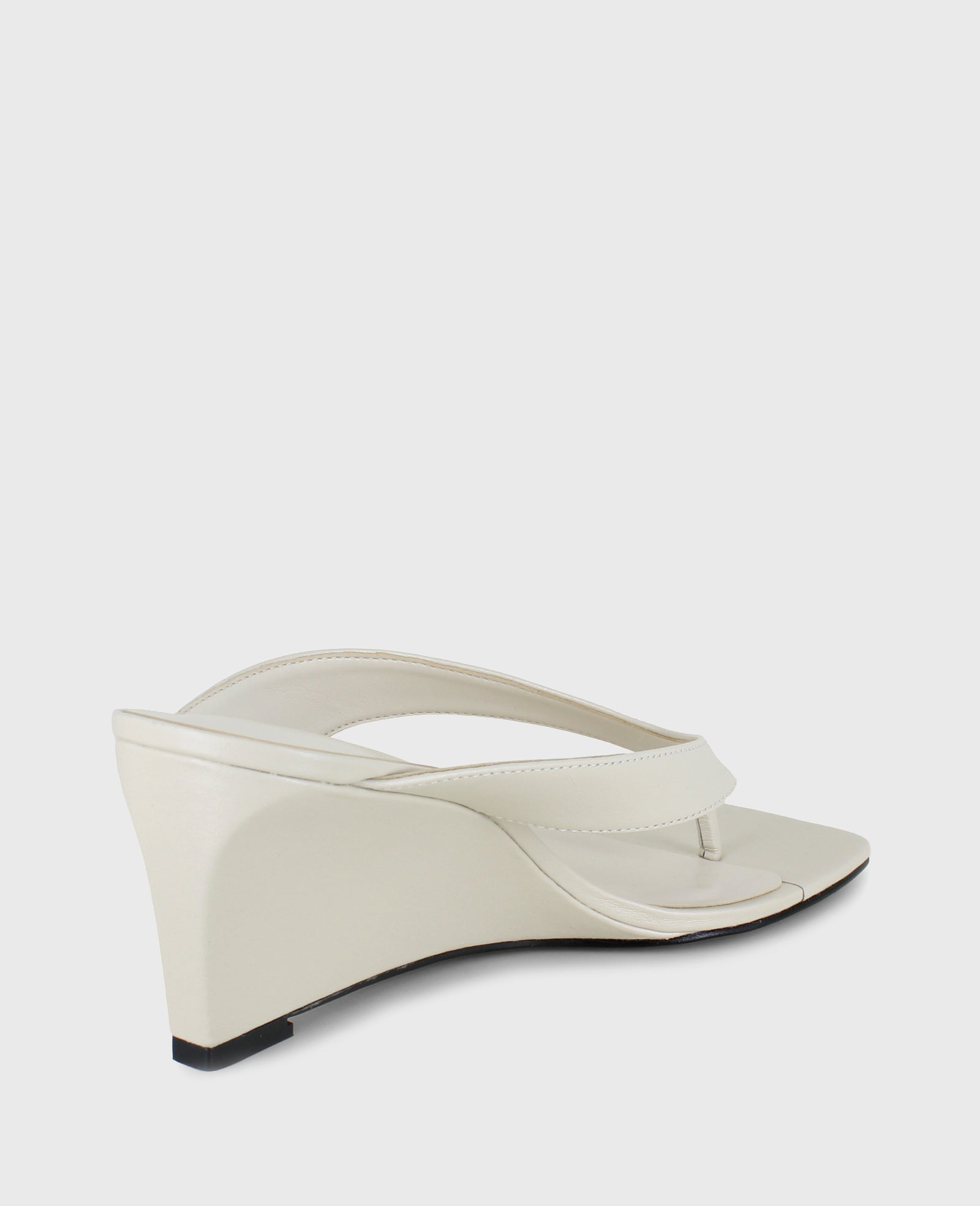 Kenneth Cole Reaction Shoes Susannah Leather Thong Wedge Sandal sandali zeppa ecru