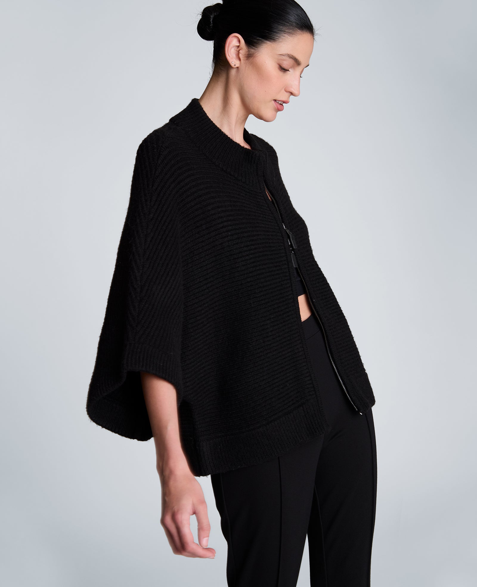 Kenneth Cole Clothing Elbow Sleeve Doleman Zip Cardigan cardigan nero con zip