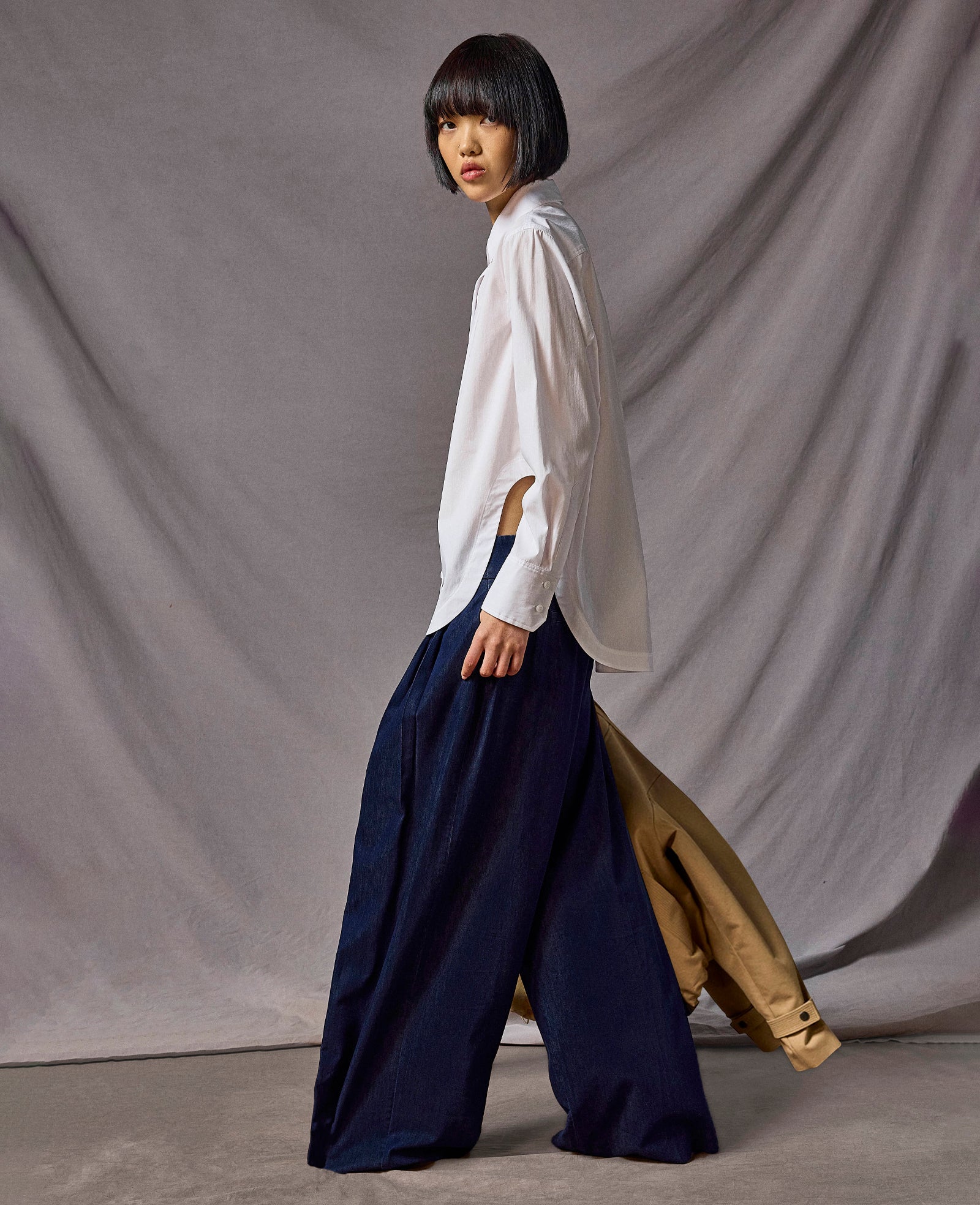 Kenneth Cole Reaction Clothing High Rise Fly Front Pleat Wide Leg Pantaloni Donna Blu