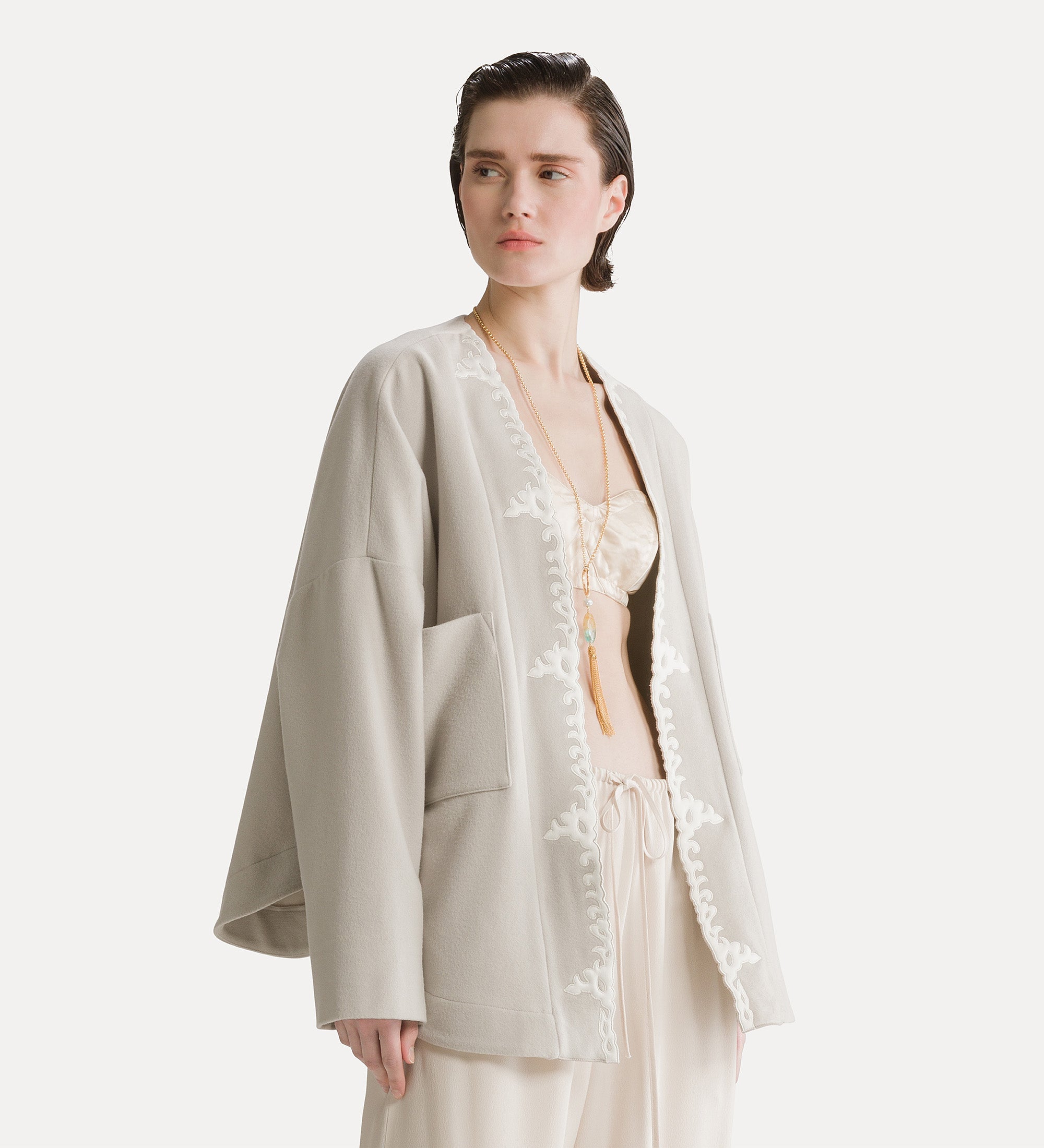 Forte capispalla e kimono embroidered kimono jacket giacca calcedonio