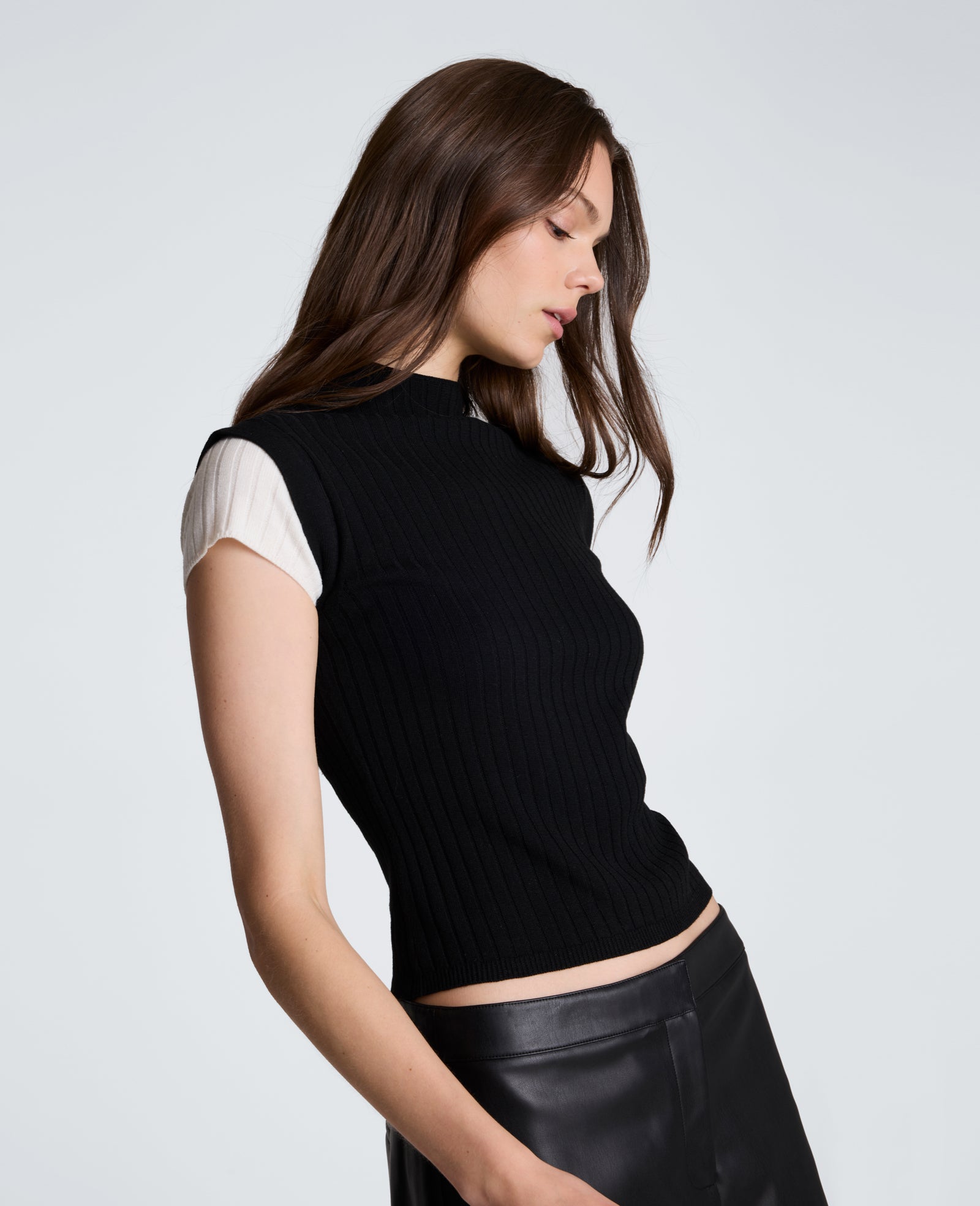 Kenneth Cole Reaction Mock Wide Rib Sweater maglia a costine nera e avorio