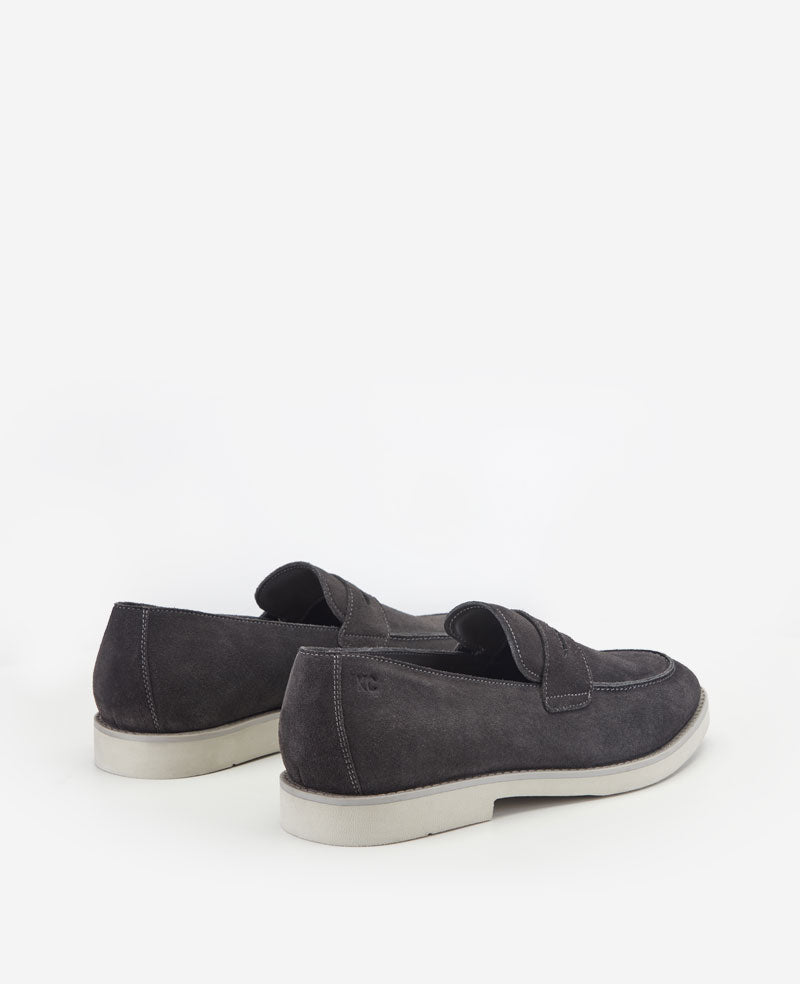 Kenneth Cole Reaction Savon Casual Penny Loafer mocassino in camoscio grigio