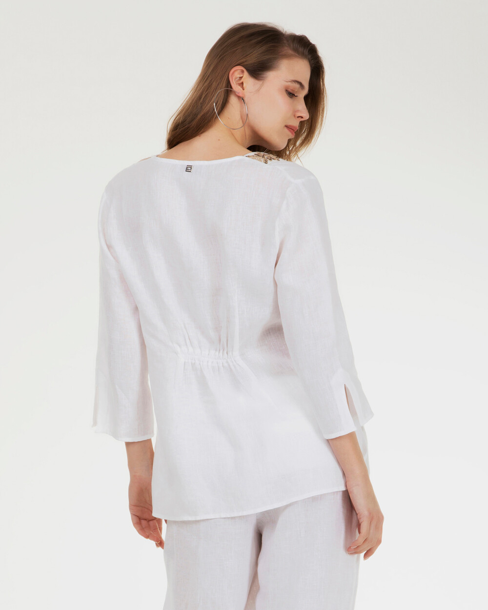 Markup Donna Camicie & Bluse Blusa in lino 100% con pizzo