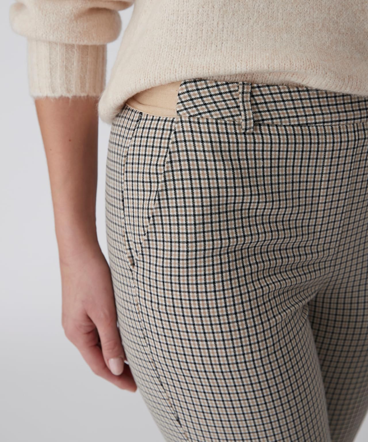Damart Prêt-à-porter Pantaloni 7/8 Bi-Stretch da donna aderenti beige melange