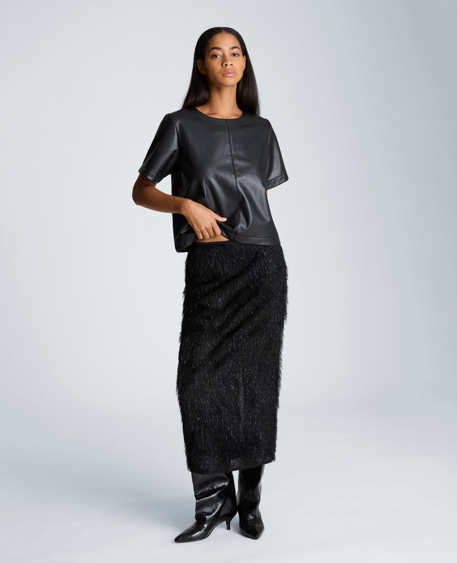 Kenneth Cole Reaction Clothing Pull On Midi Skirt gonna midi nera e argento con frange
