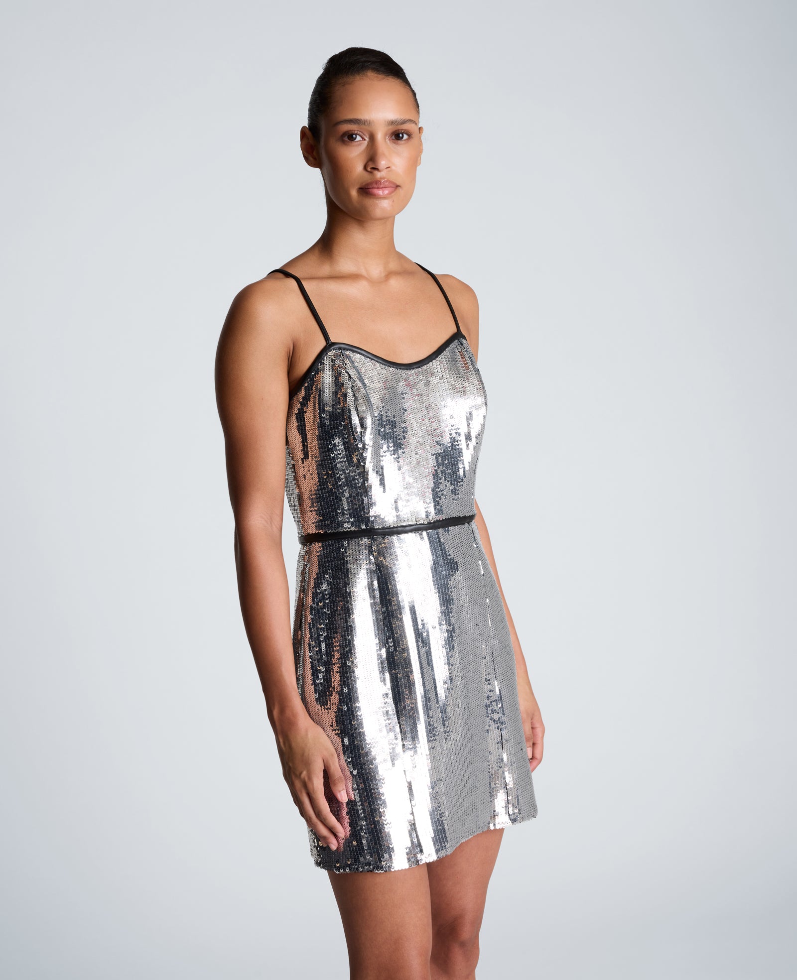 Kenneth Cole Reaction Clothing Sweetheart Neck Mini Dress abito argento paillettes