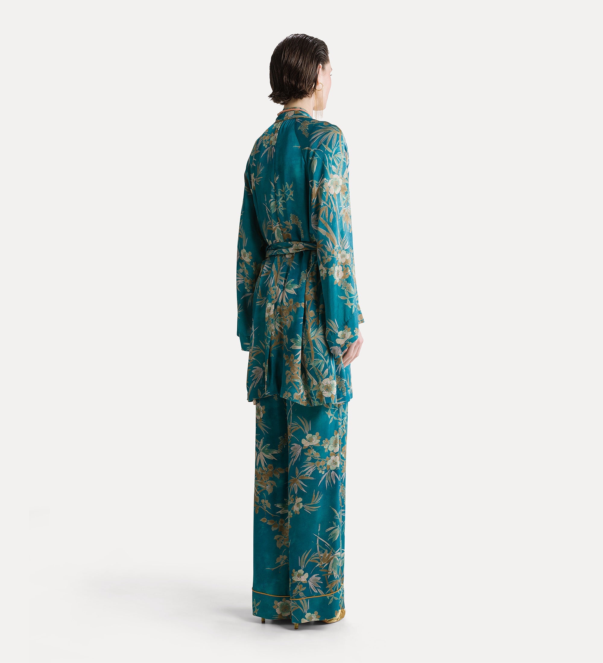 Forte capispalla e kimono Le Bambou Secret kimono satin jade