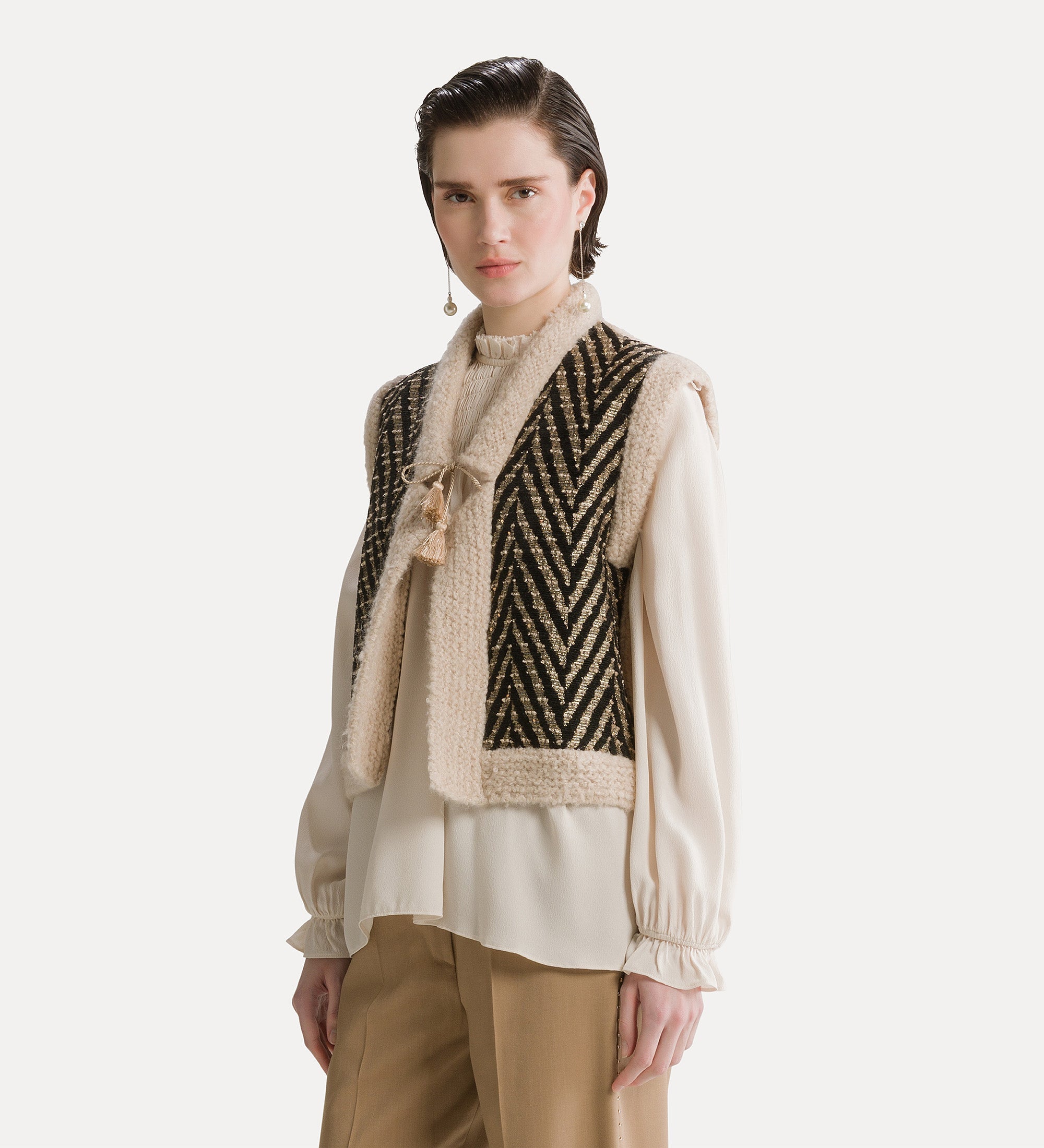 Forte Maglieria gilet in maglia chevron nero con filo lamé