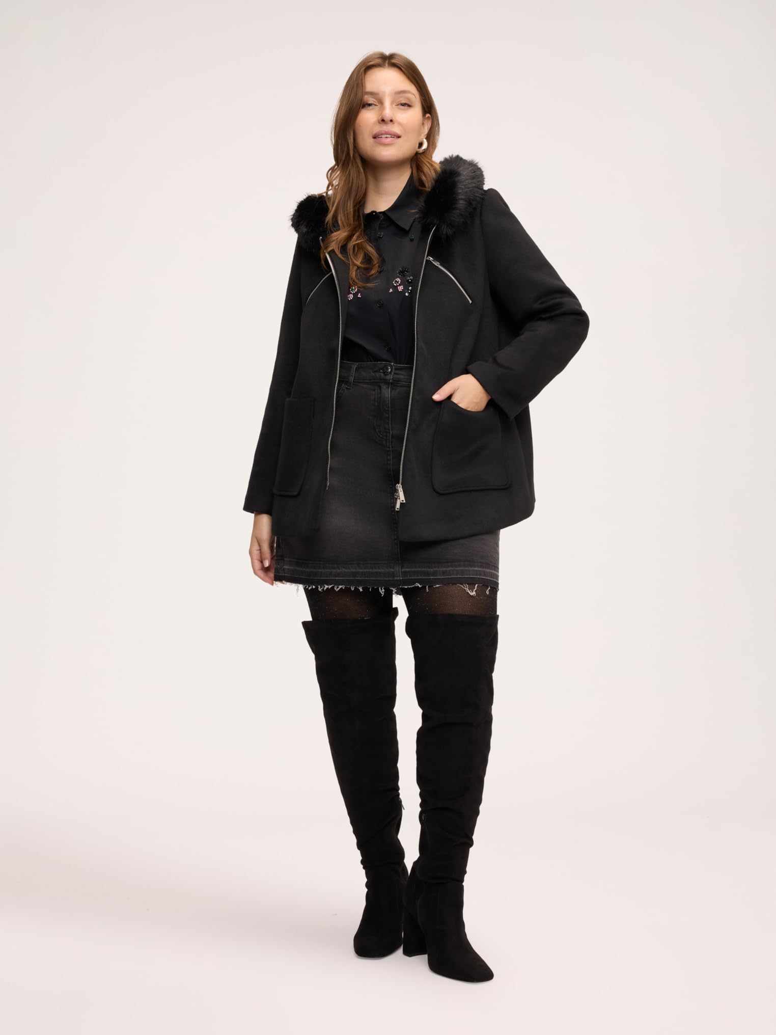 Fiorella Rubino Cappotti e Trench Parka in lana Parka 52 Plus con cappuccio