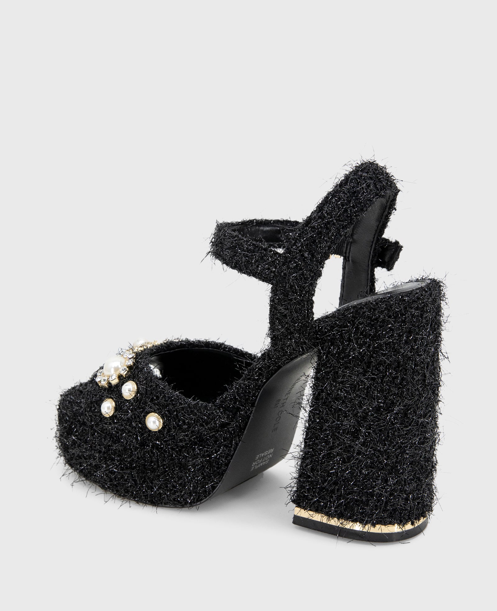 Kenneth Cole Reaction Shoes Dolly Charms Fabric Platform Sandal sandalo nero