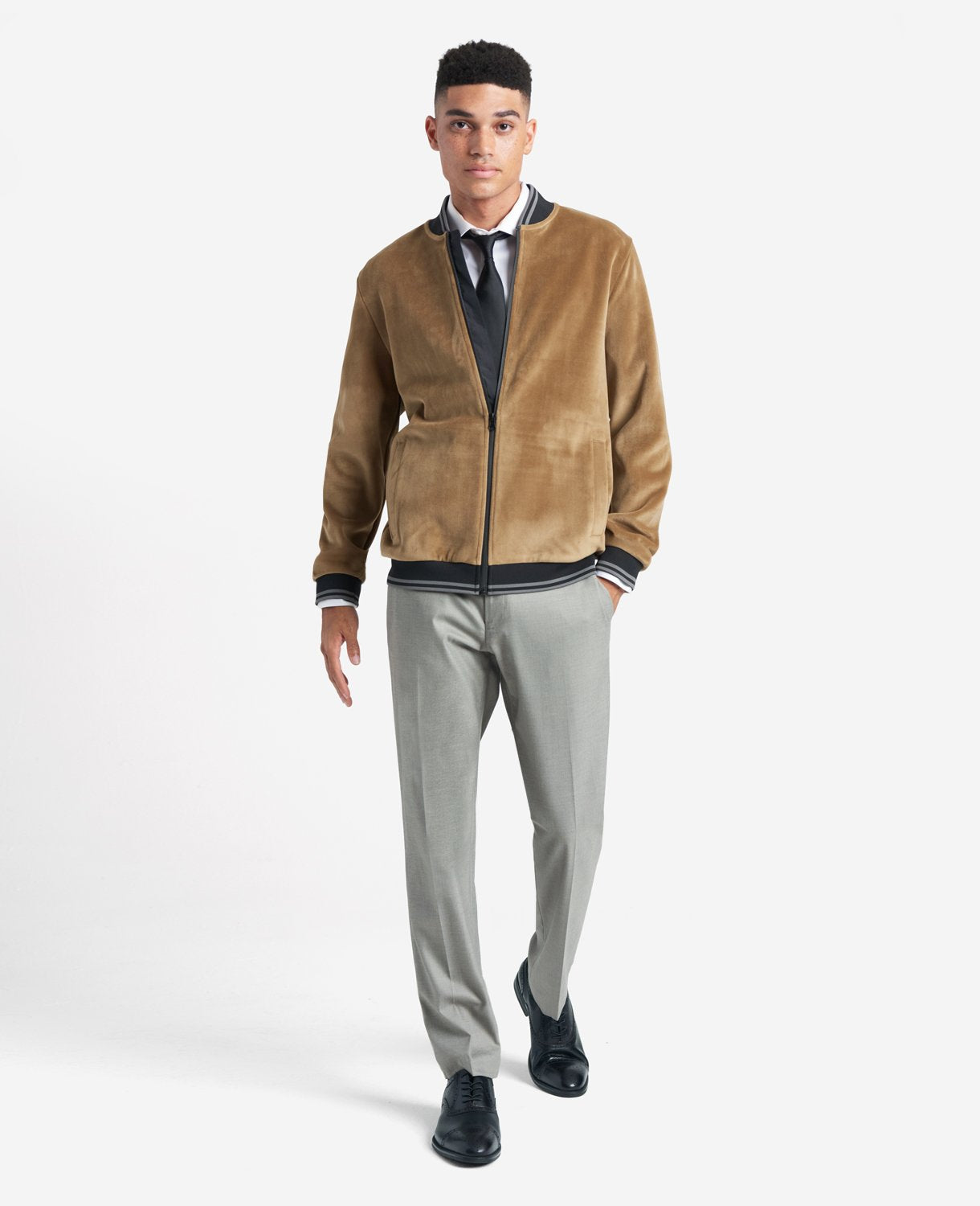 Kenneth Cole Reaction Slim-Fit Stretch Twill Dress Pant pantaloni grigi