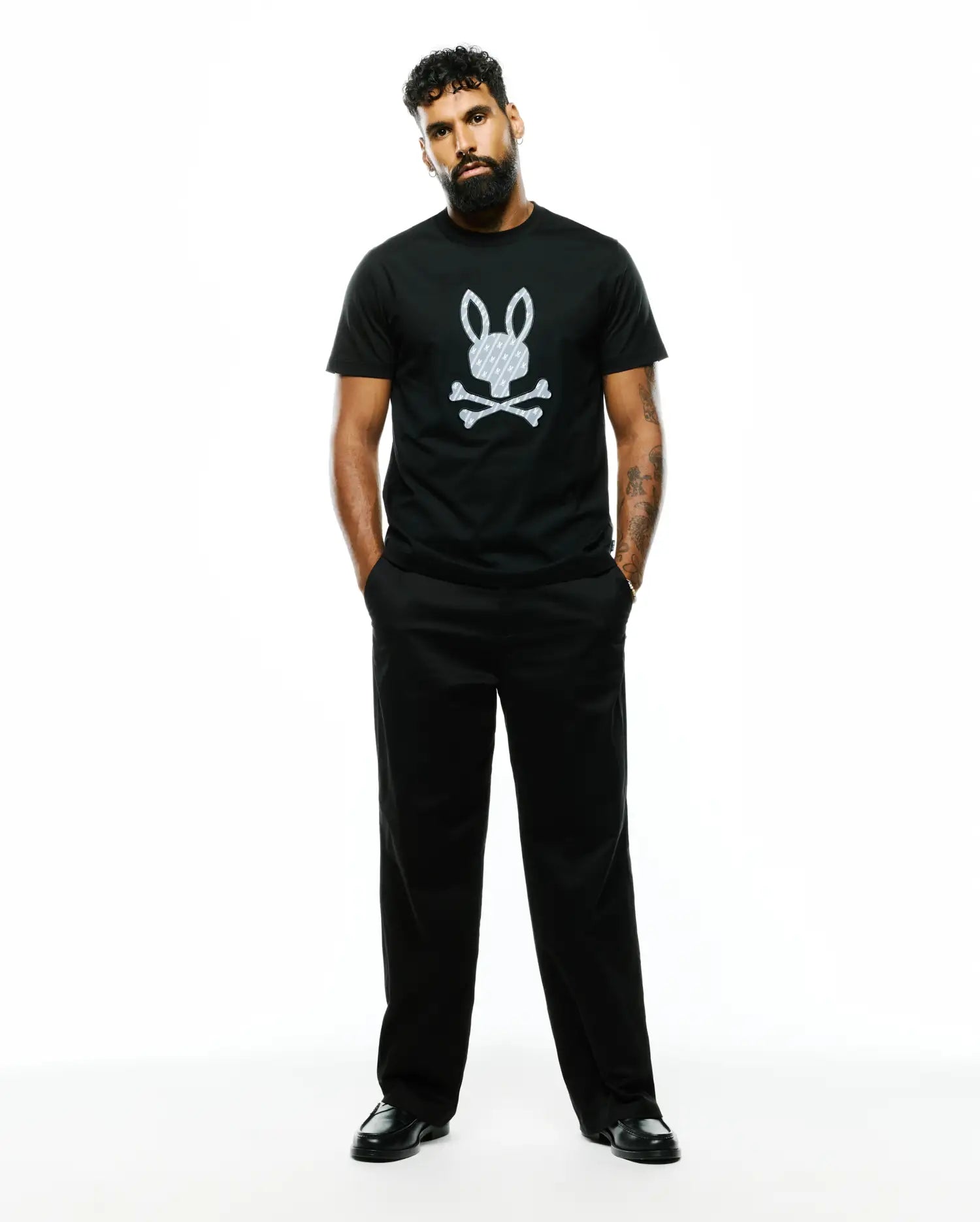 Psycho Bunny Men's Tees Jaden Appliqué Graphic Tee t-shirt nera cotone