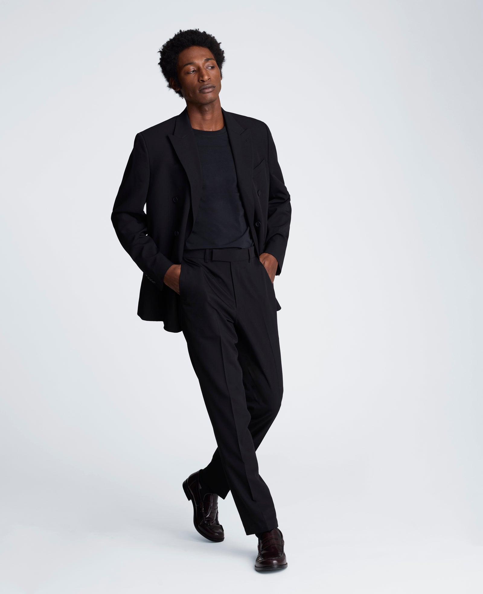 Kenneth Cole Reaction Clothing Ready Flex Slim-Fit Double-Breasted Suit completo nero slim fit