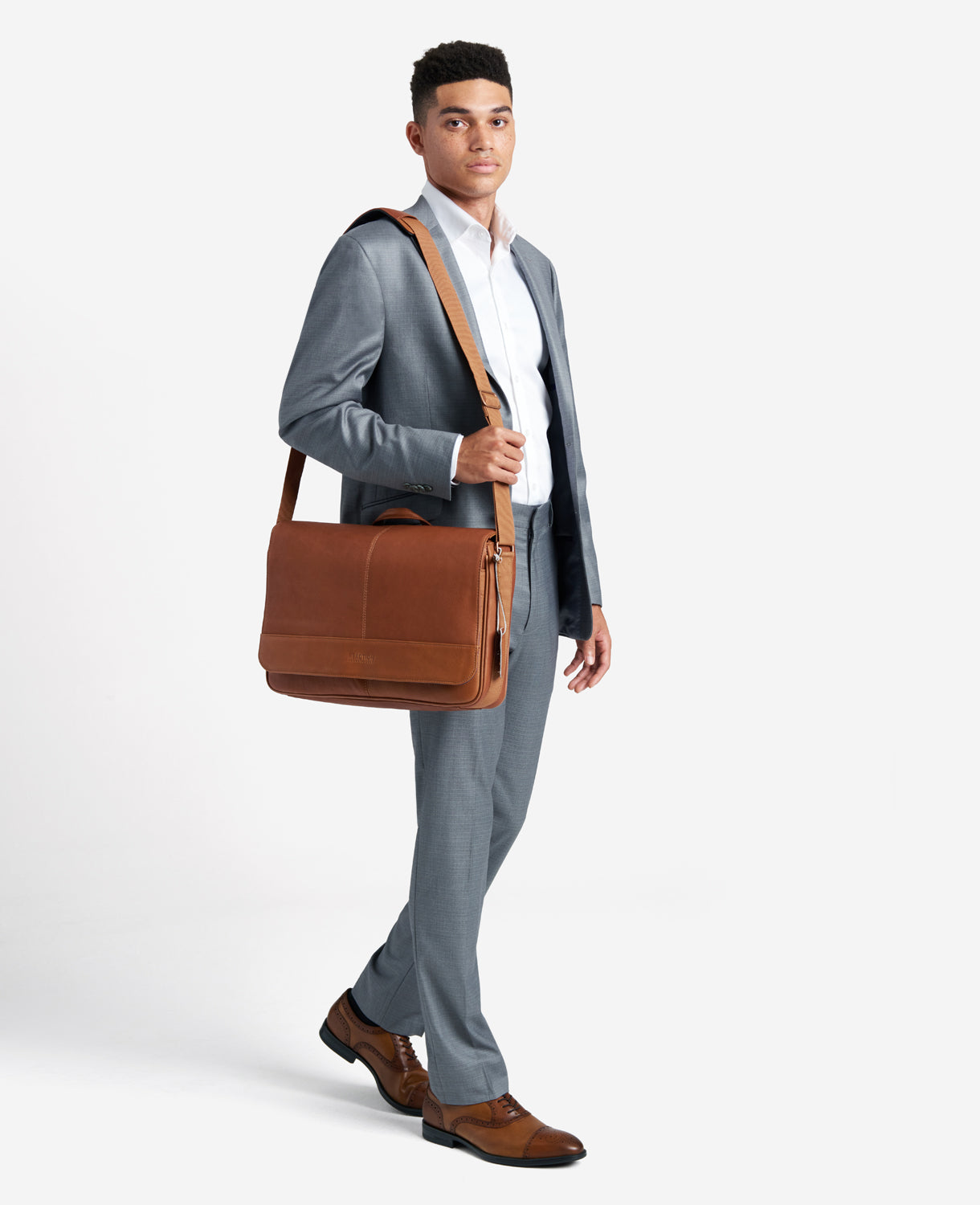 Kenneth Cole Reaction Bags Colombian Leather Crossbody Messenger Bag borsa a tracolla cognac