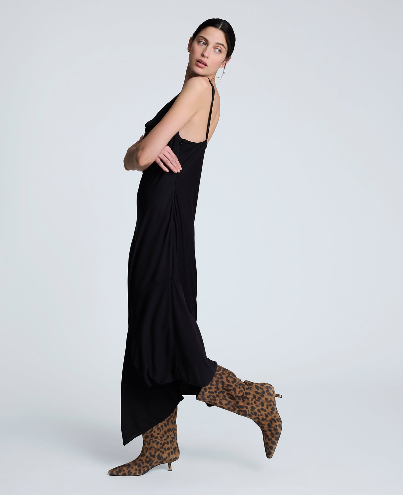 Kenneth Cole Reaction Clothing Asymmetrical Hem Cowl Neck Dress abito nero lungo