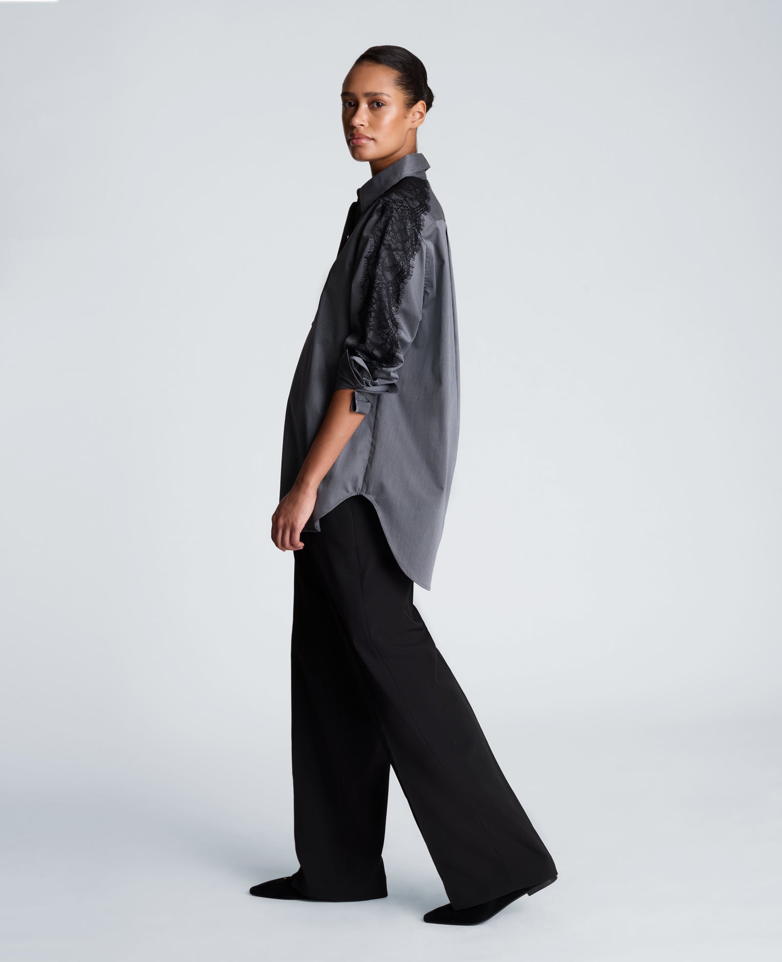 Kenneth Cole Reaction Clothing Button Front Boyfriend Shirt with Lace Trim camicia nera