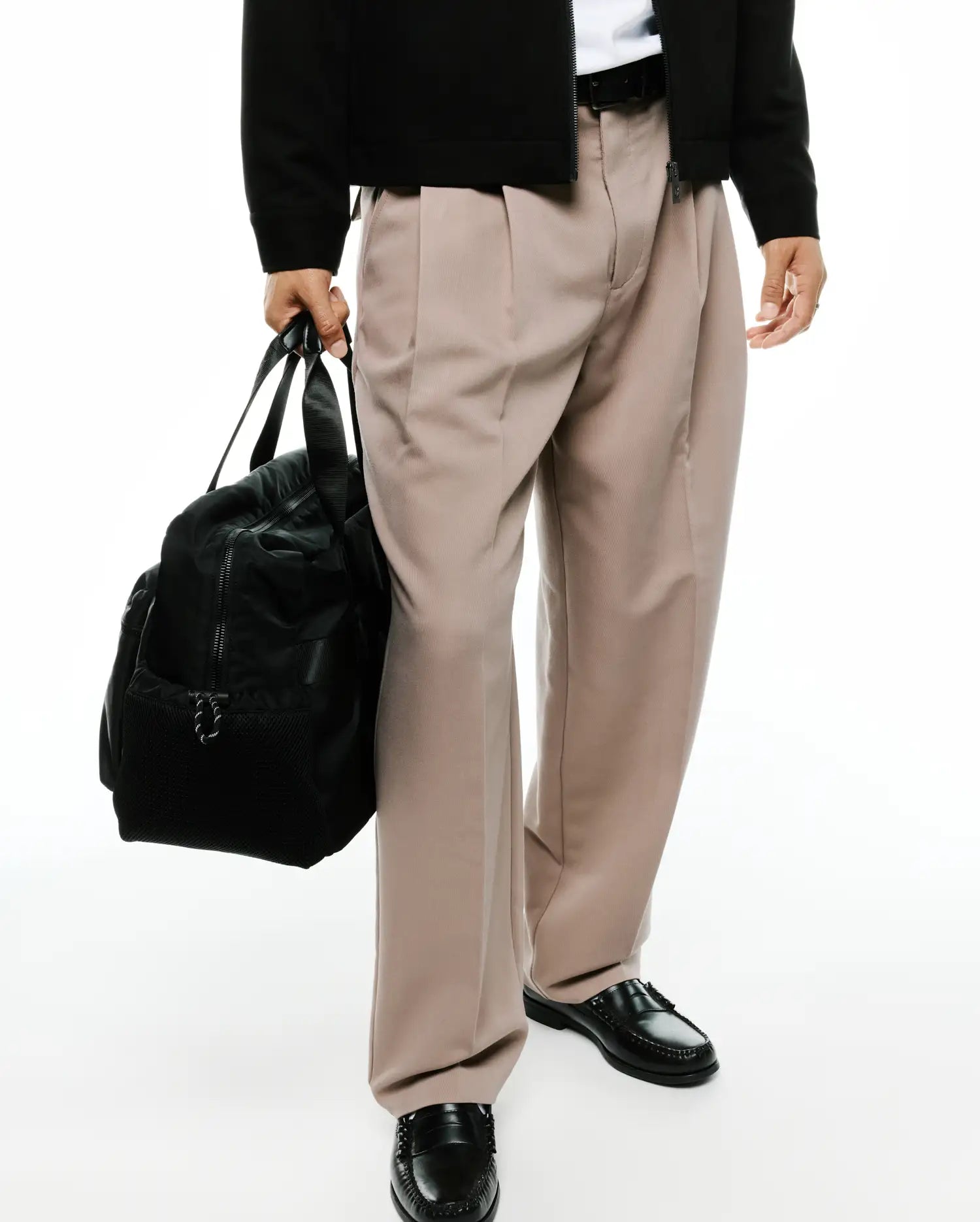Psycho Bunny Men's Pants Wayde Wide-Leg Pleated Pants pantaloni grigio tortora