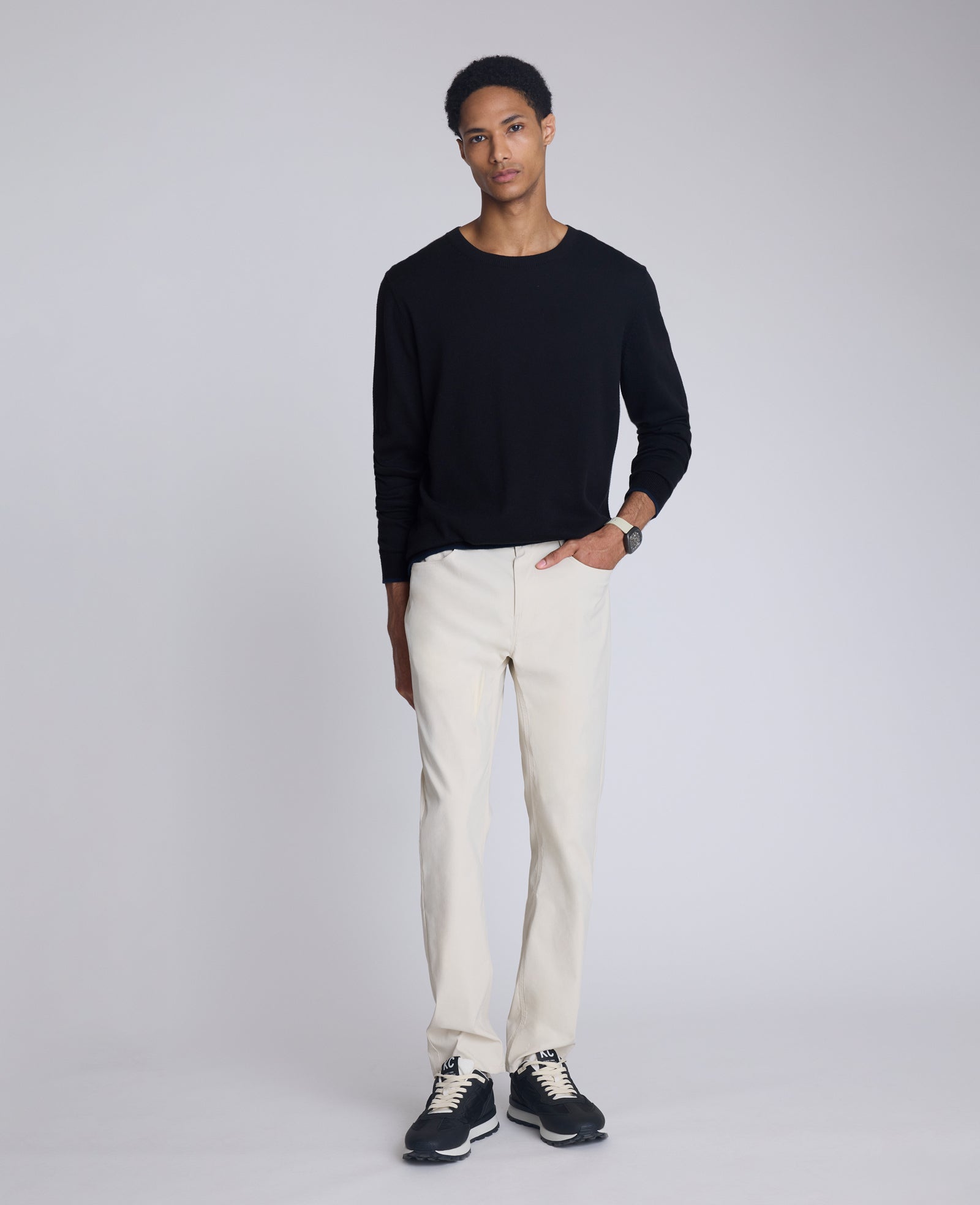 Kenneth Cole Reaction Clothing Crew Neck Sweater with Tipping Details maglione nero