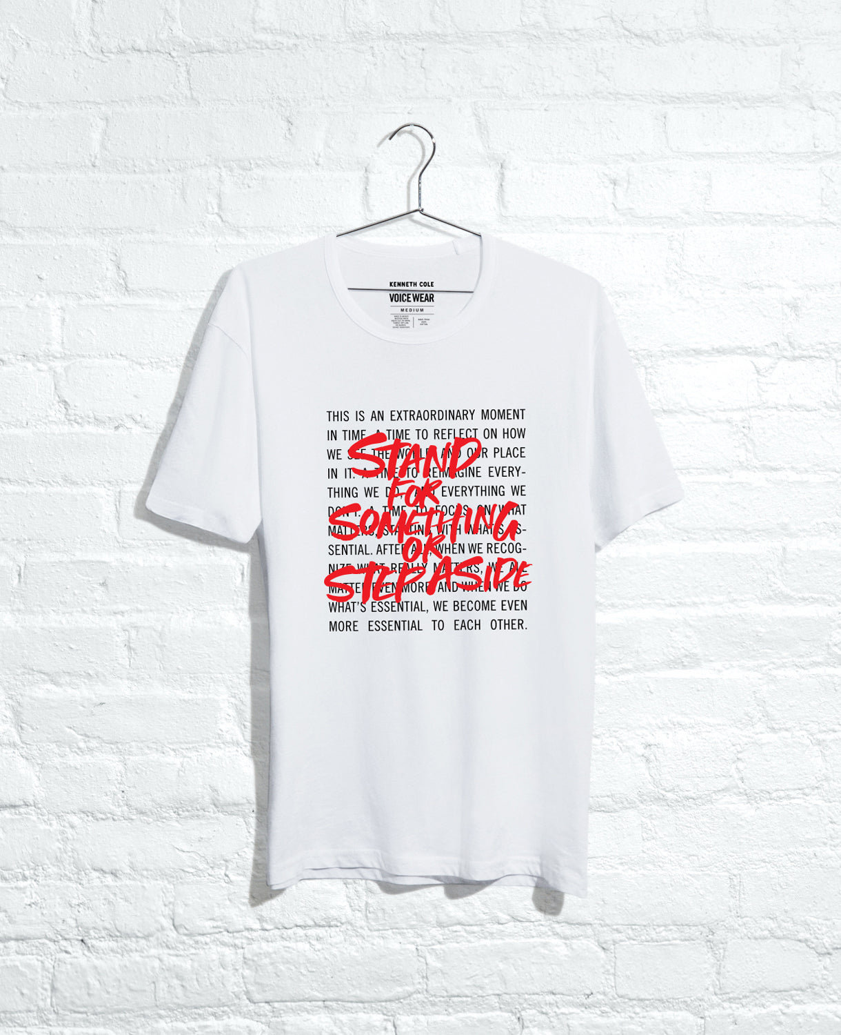 Kenneth Cole Reaction Clothing Stand For Something T-shirt maglietta bianca