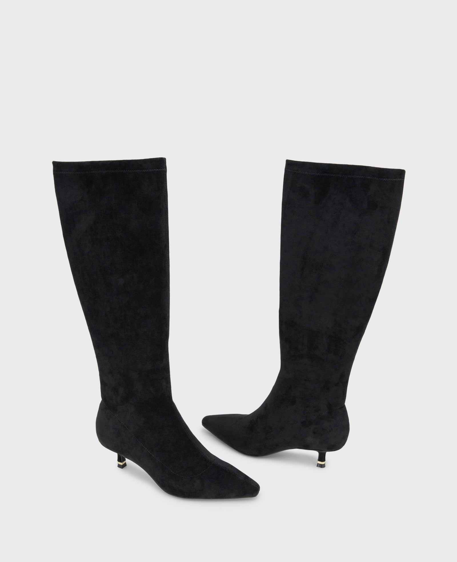 Kenneth Cole Reaction Meridith stivale nero in microsuede