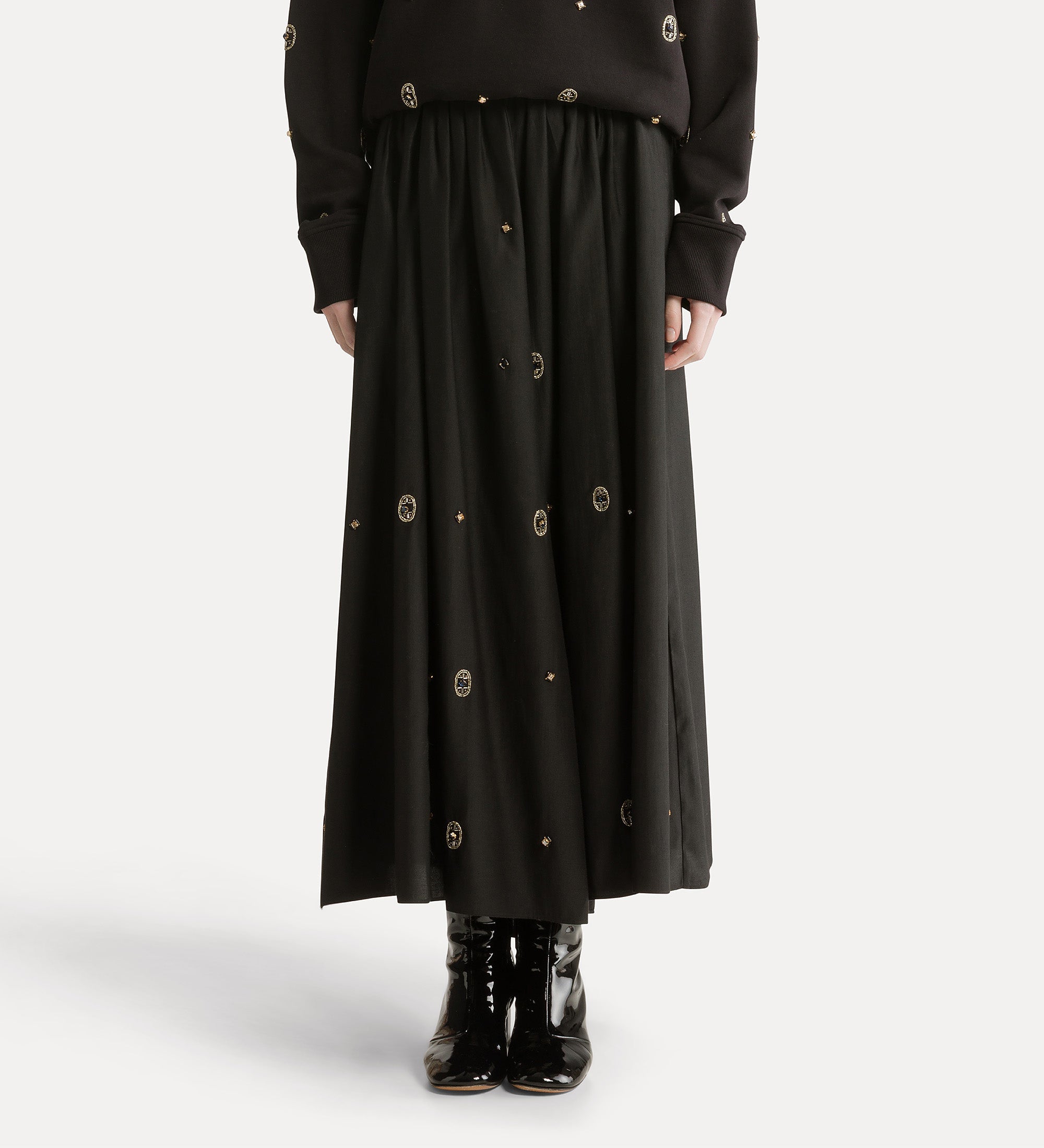 Forte gonne Full Twill Skirt with “Le Club” Embroidery gonna nera ricamata
