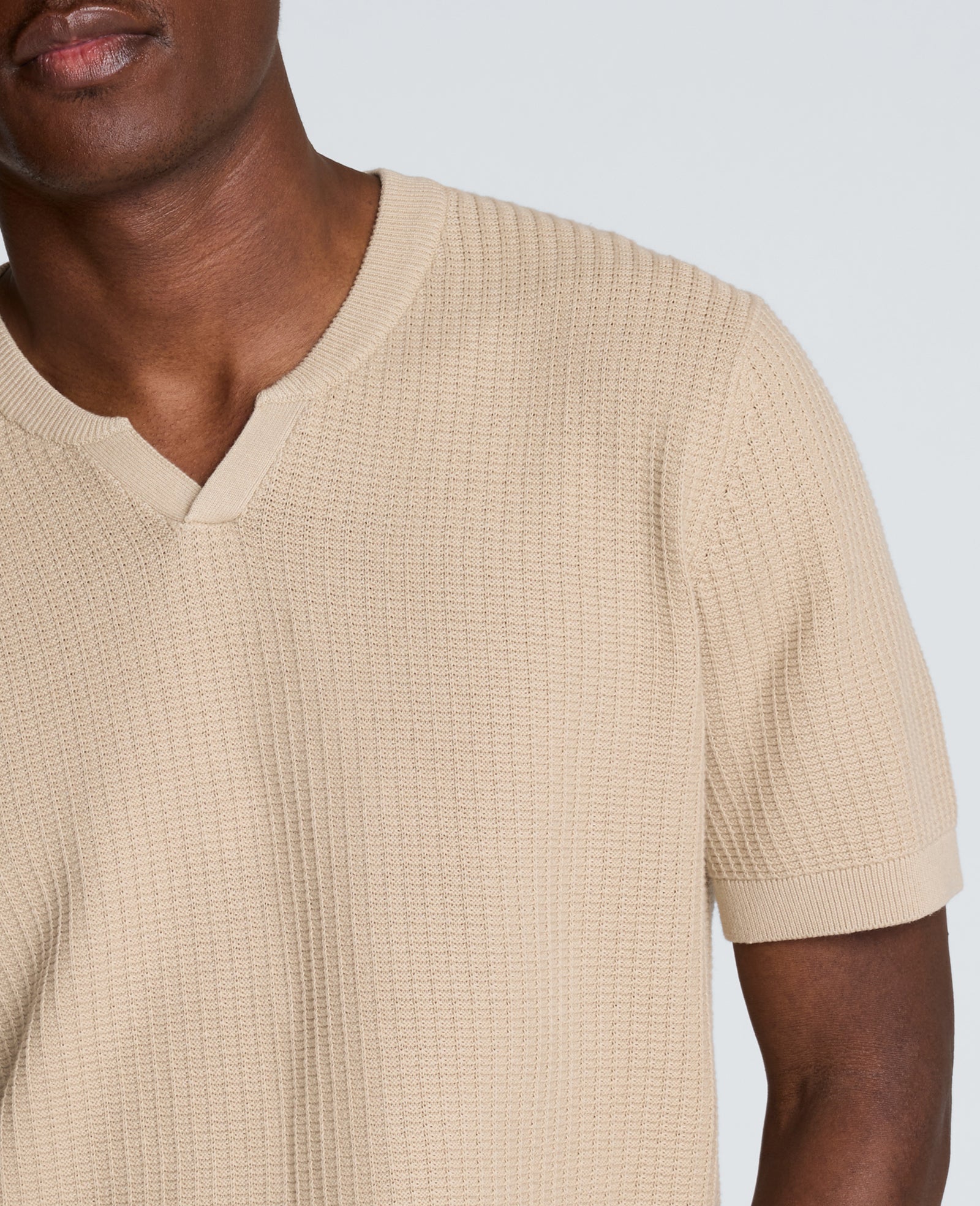 Kenneth Cole Reaction Clothing Johnny Collar Henley Sweater maglia beige waffle