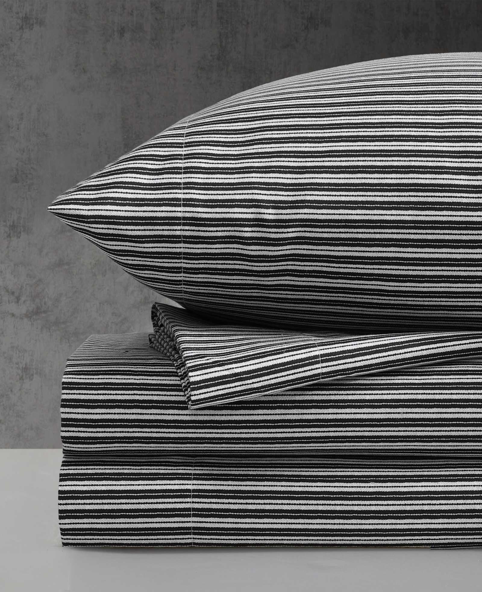 Kenneth Cole Reaction Home & Bedding Twill Stripe Texture Sheet Set lenzuola nero bianco