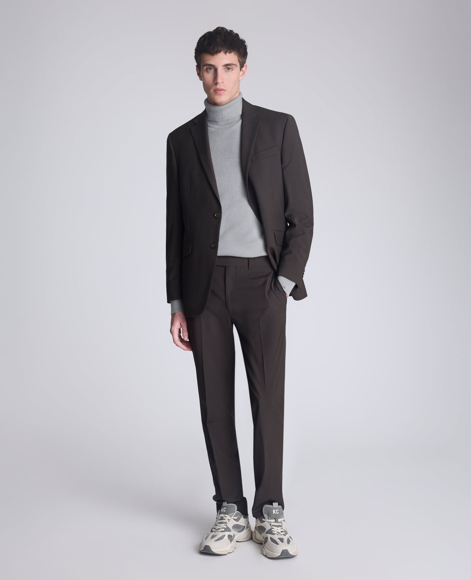 Kenneth Cole Reaction Clothing Ready Flex Slim Fit Nested Suit completo uomo marrone slim fit