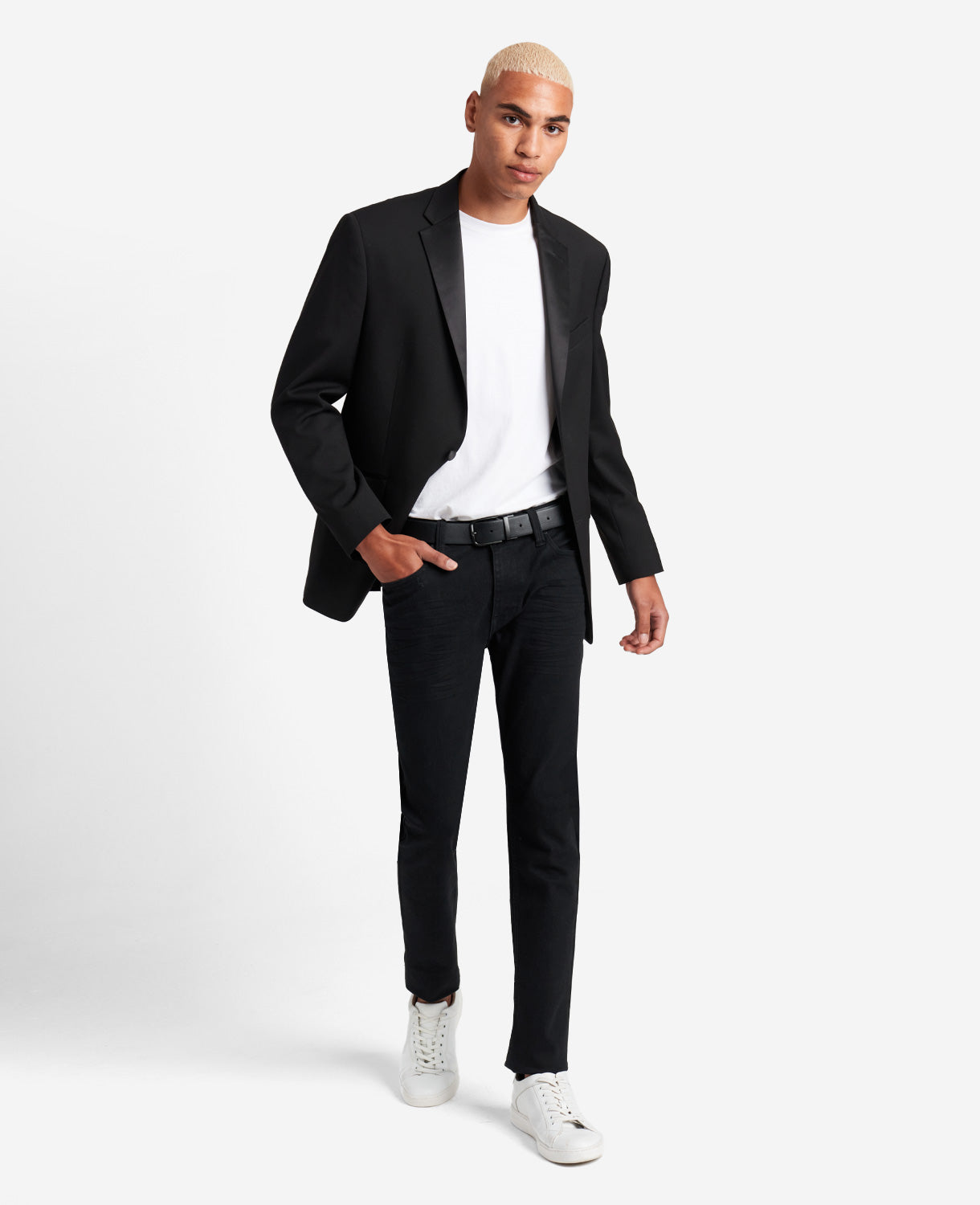 Kenneth Cole Reaction Clothing Ready Flex Slim-Fit Tuxedo Suit abito smoking nero