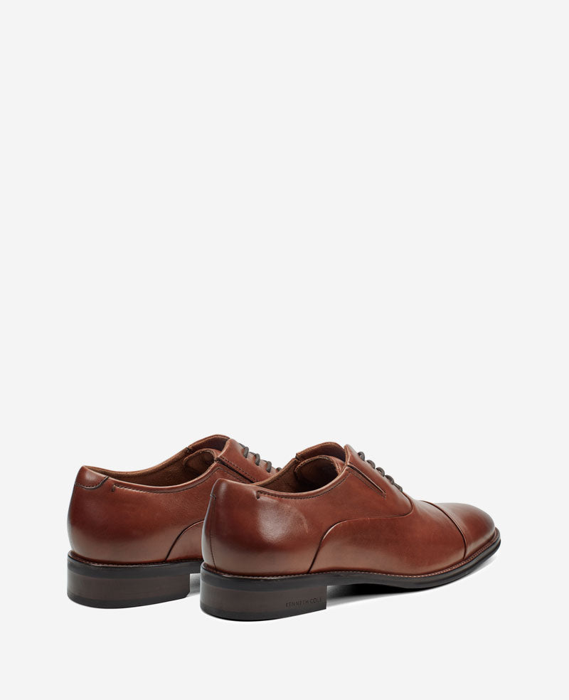 Kenneth Cole Reaction Shoes Tully Cap Toe Oxford scarpa stringata Cognac in pelle