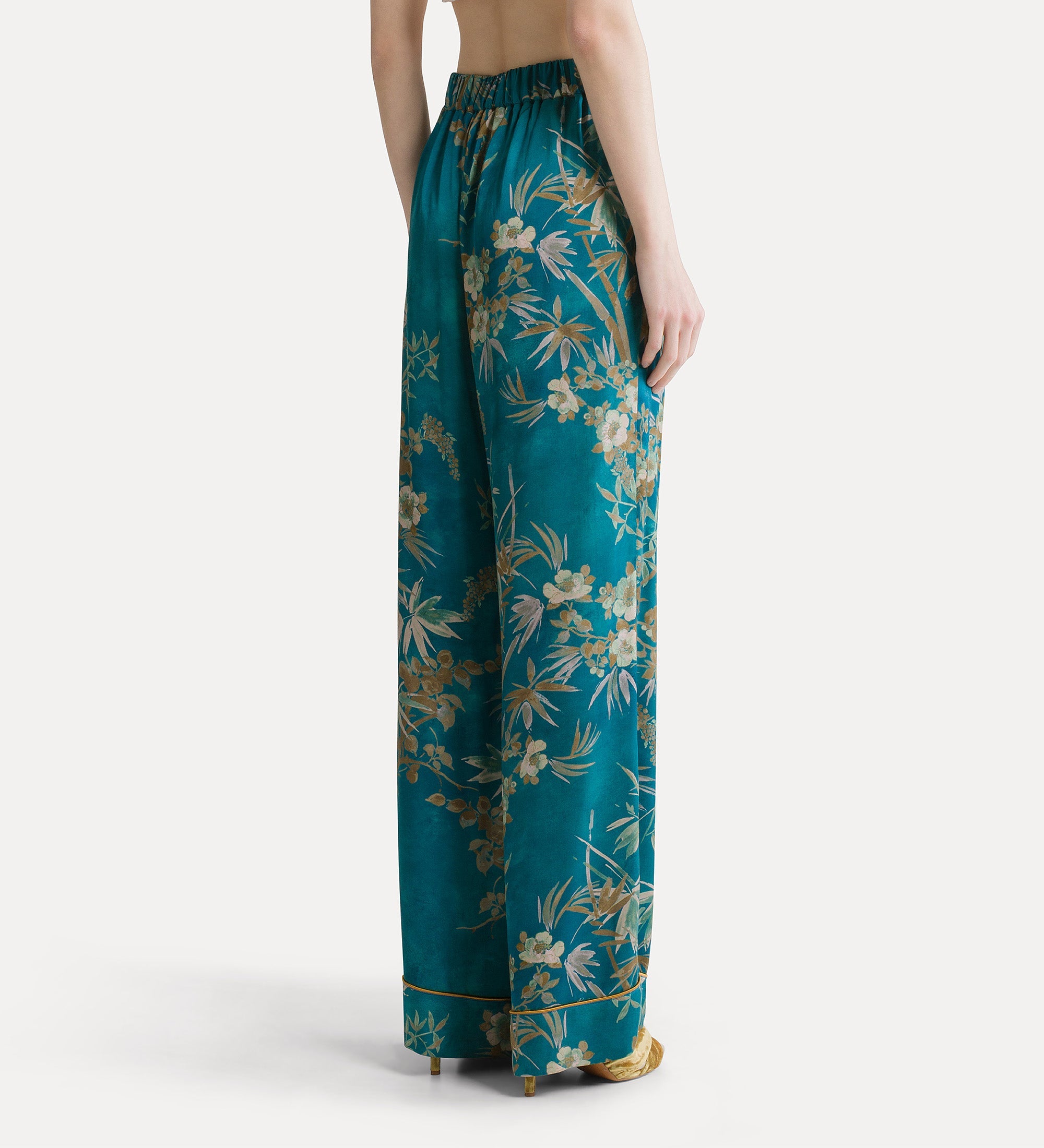 Forte pantaloni le bambou secret satin flared trousers pantaloni jade svasati