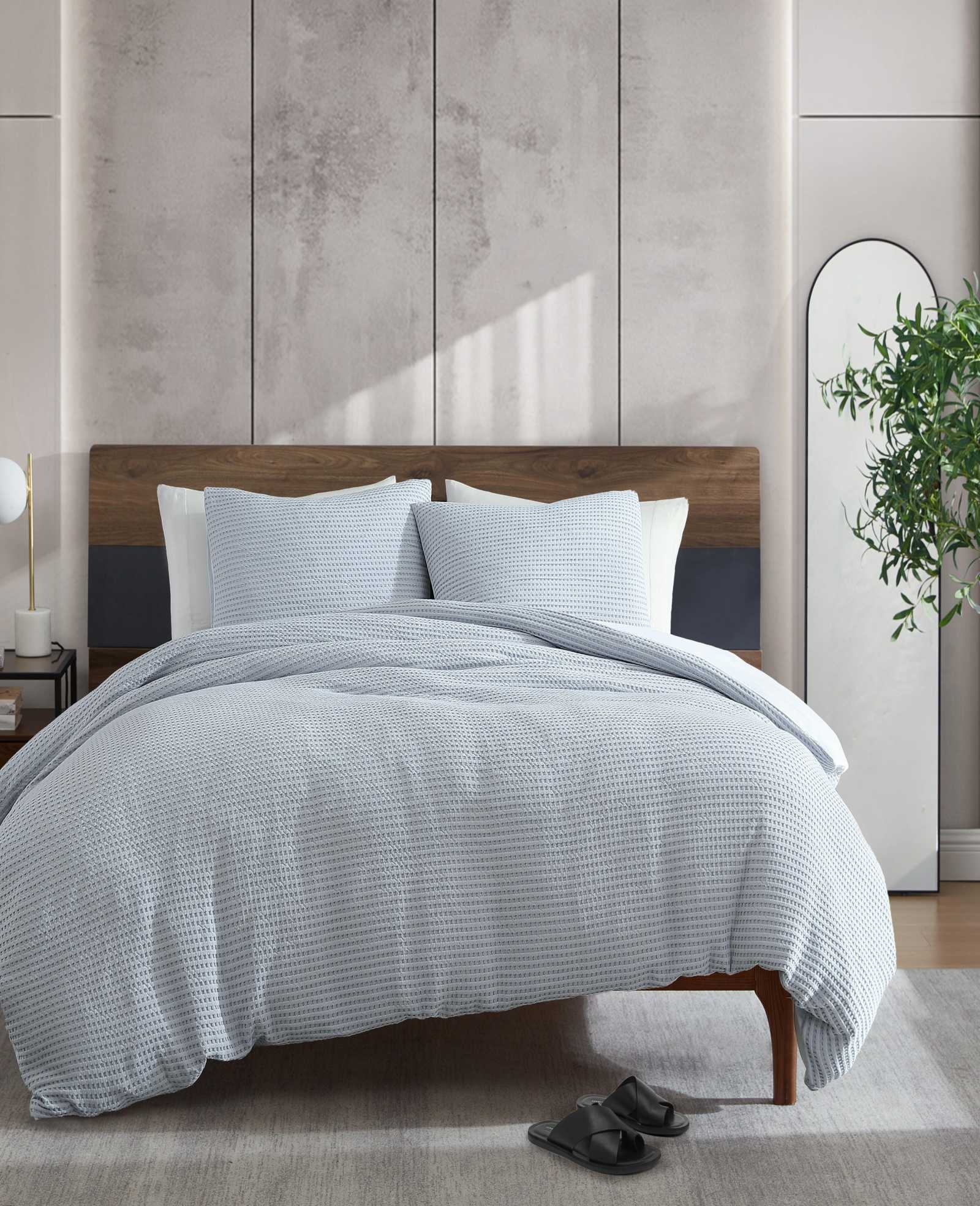 Kenneth Cole Reaction Solid Waffle Comforter Set set trapunta blu Full/Queen in poliestere