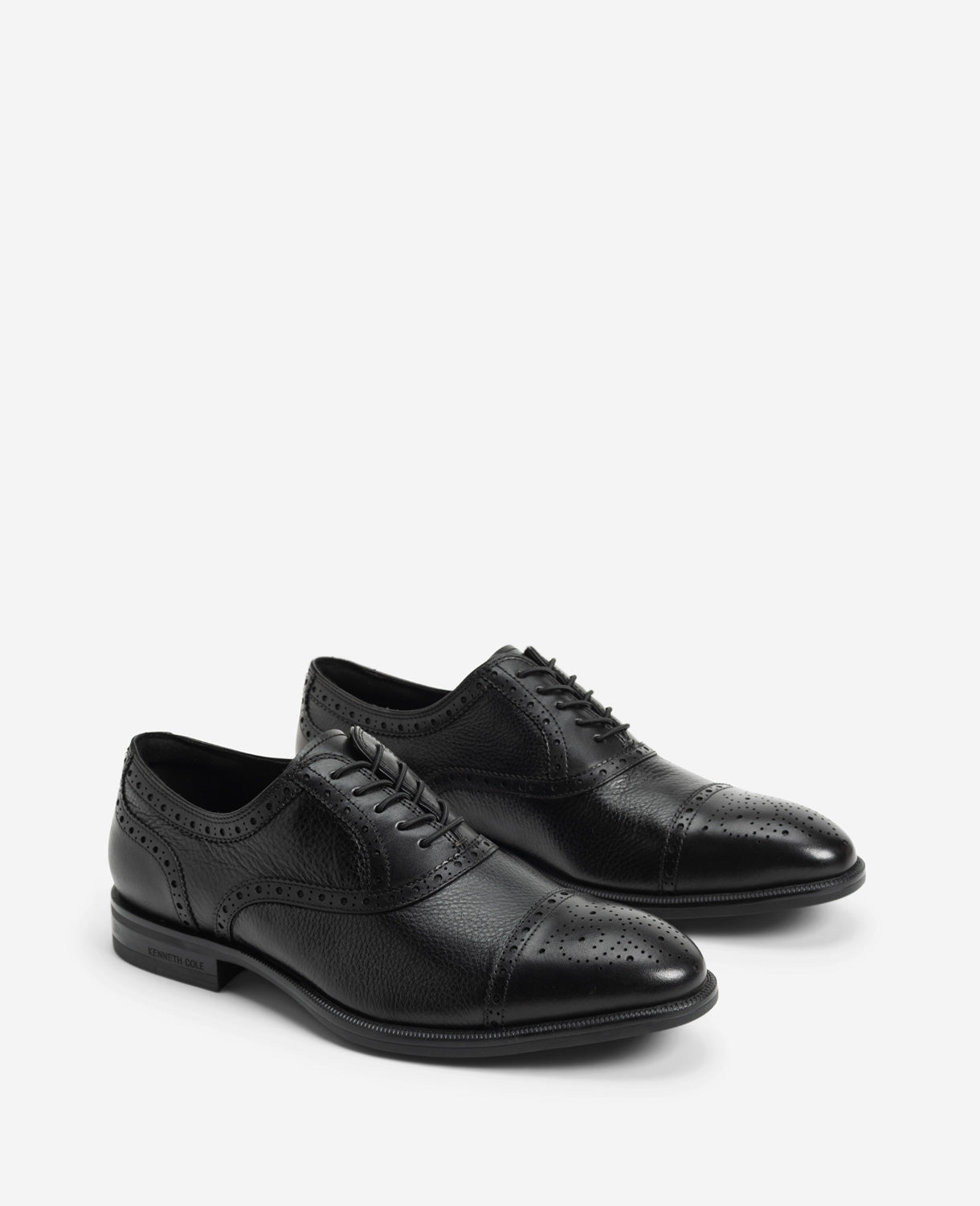 Kenneth Cole Reaction Shoes Futurepod Leather Lace-Up Oxford with Medallion Cap Toe scarpa nera