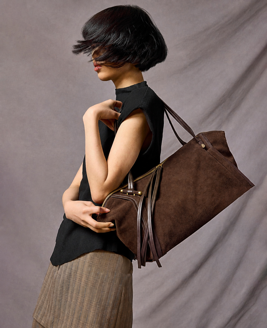 Kenneth Cole Reaction Bags Highline East/West Top Zip Tote borsa tote cioccolato in pelle scamosciata