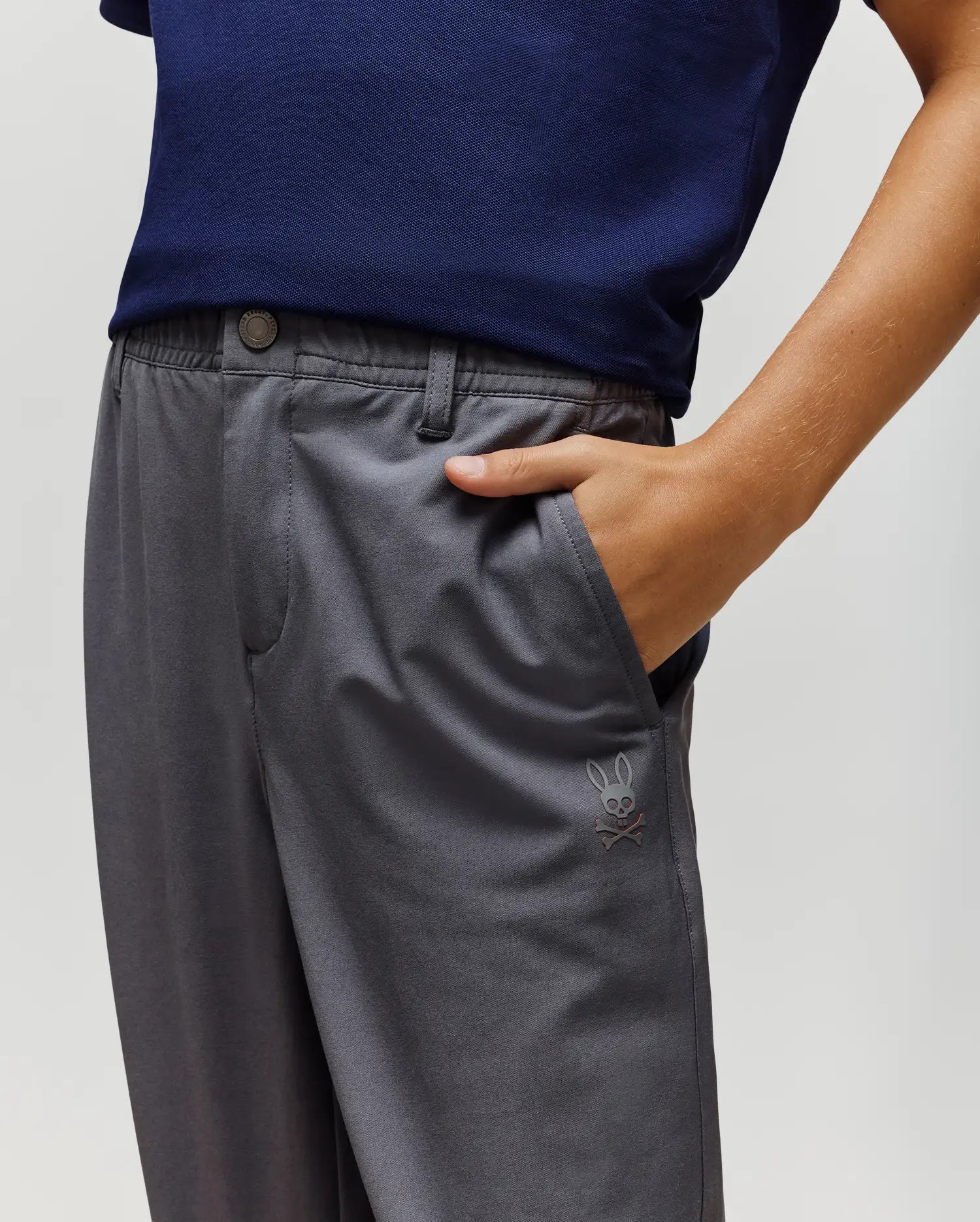 Psycho Bunny Kids Bottoms Mathieu Commuter Pant KB0600002 pantaloni Blackened Pearl elasticizzati