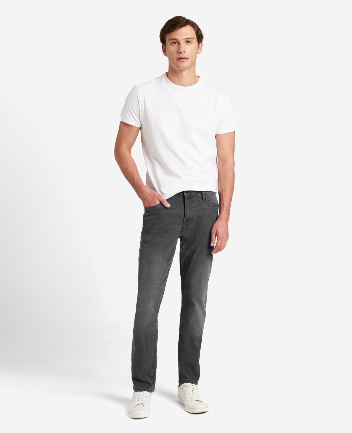 Kenneth Cole Reaction Clothing Athletic-Fit Recycled Stretch Denim Jean jeans grigi elasticizzati
