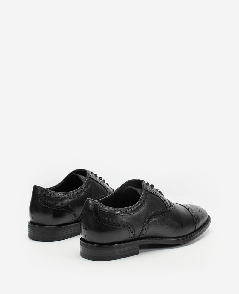 Kenneth Cole Reaction Shoes Future Pod Medallion Cap Toe Lace up scarpe nere in pelle