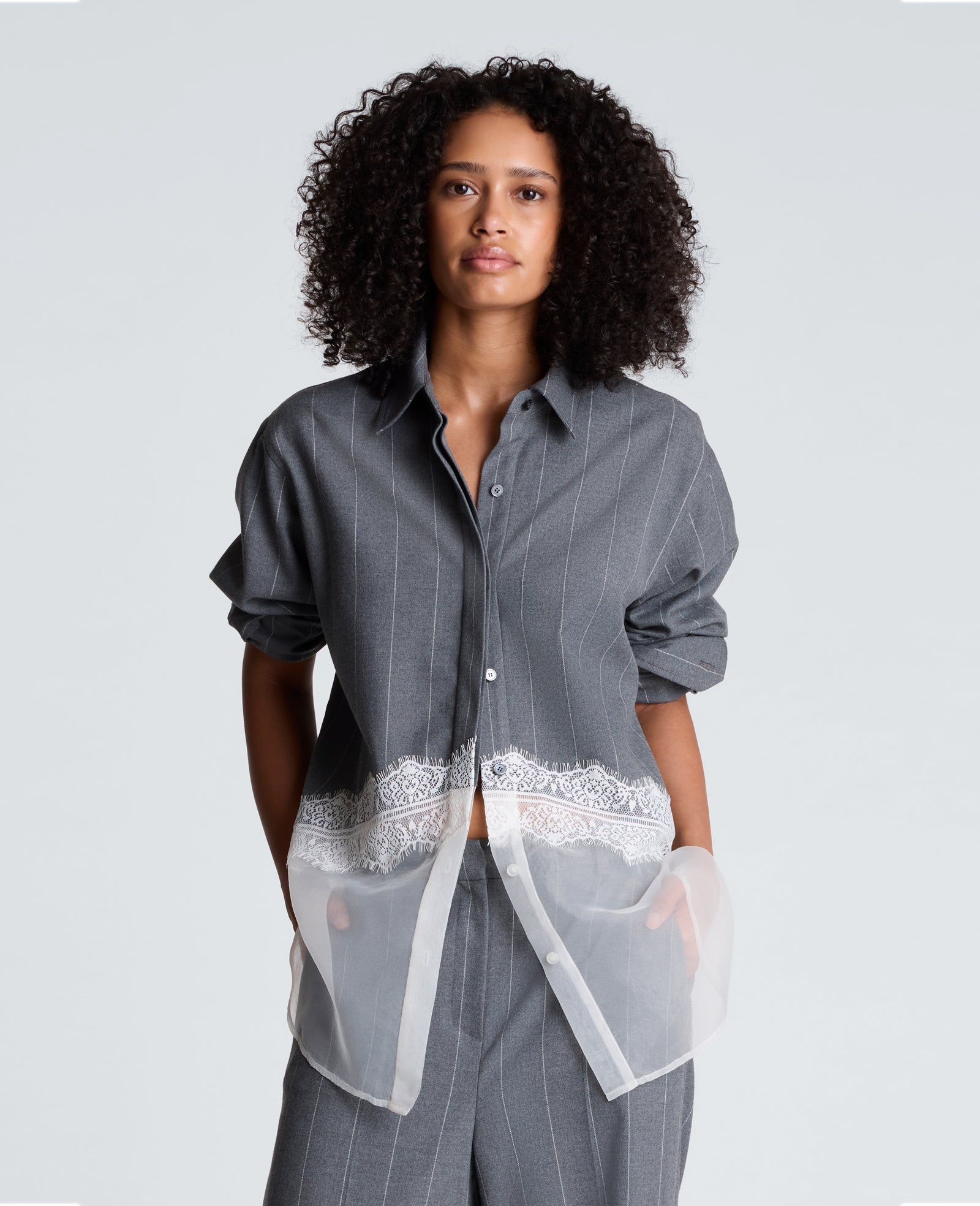 Kenneth Cole Reaction Clothing Button Front Oversized Paneled Shirt with Lace camicia oversize