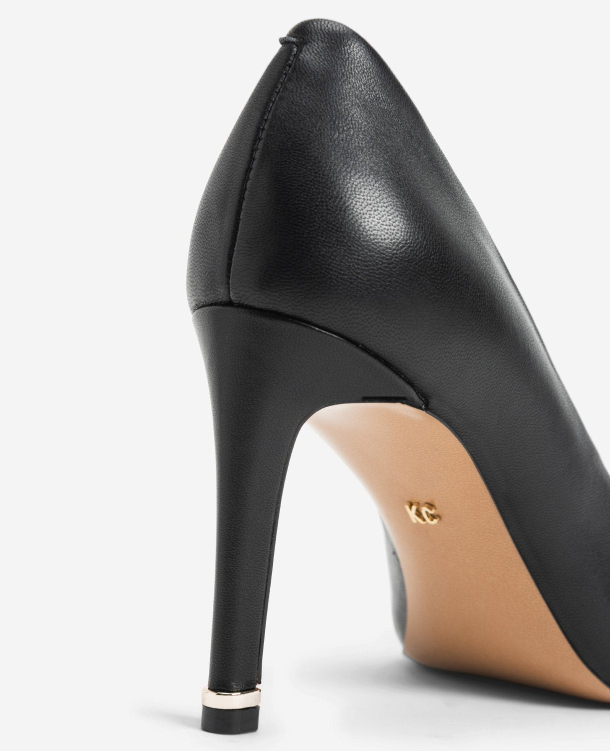 Kenneth Cole Reaction Shoes Riley 85 décolleté nere in pelle