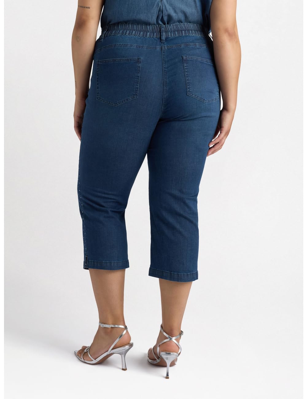 Fiorella Rubino Jeans Jeans Cropped con Piccole Borchie Curvy Size 52 Plus elasticizzati