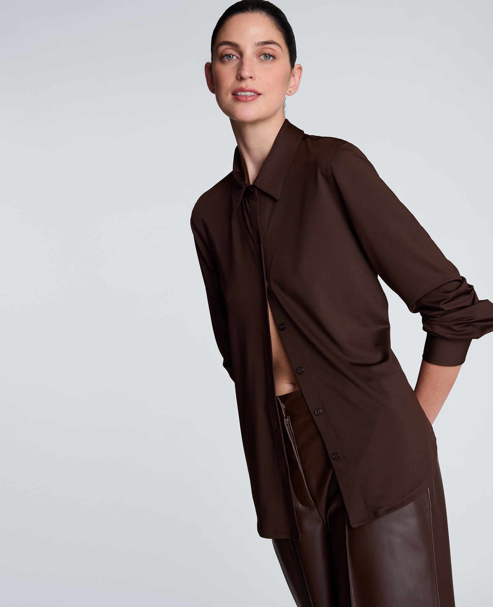 Kenneth Cole Reaction Clothing Front Button Shirt camicia marrone in Metro Knit