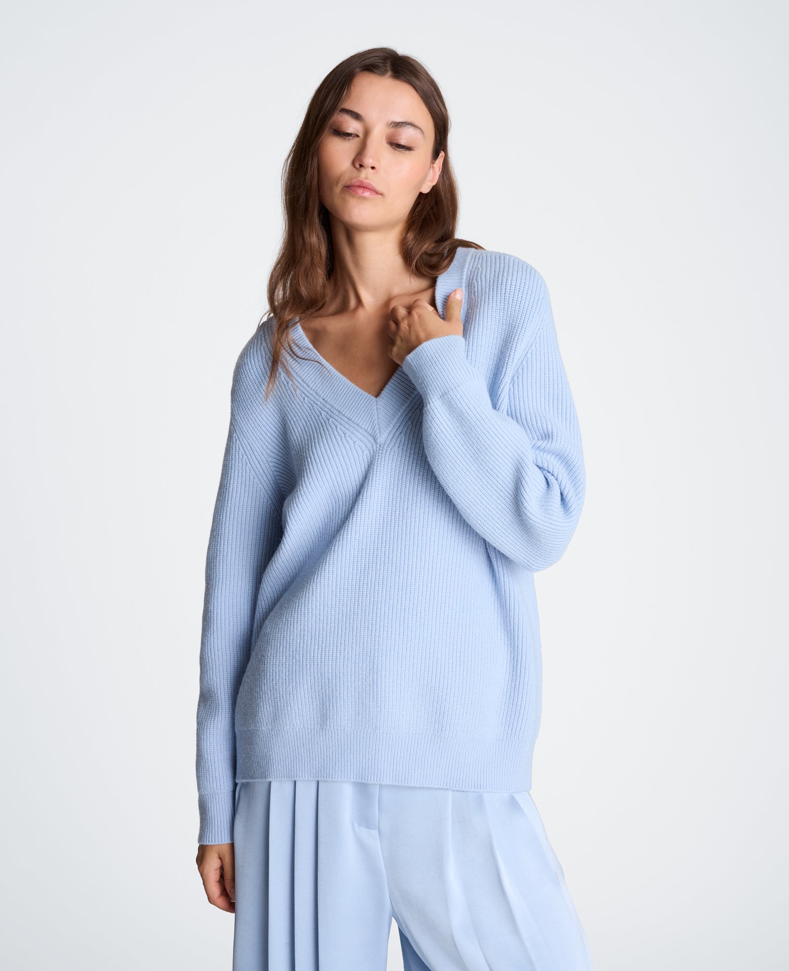 Kenneth Cole Reaction Clothing Oversized V-Neck Raglan Sweater maglione Serene Blue oversize