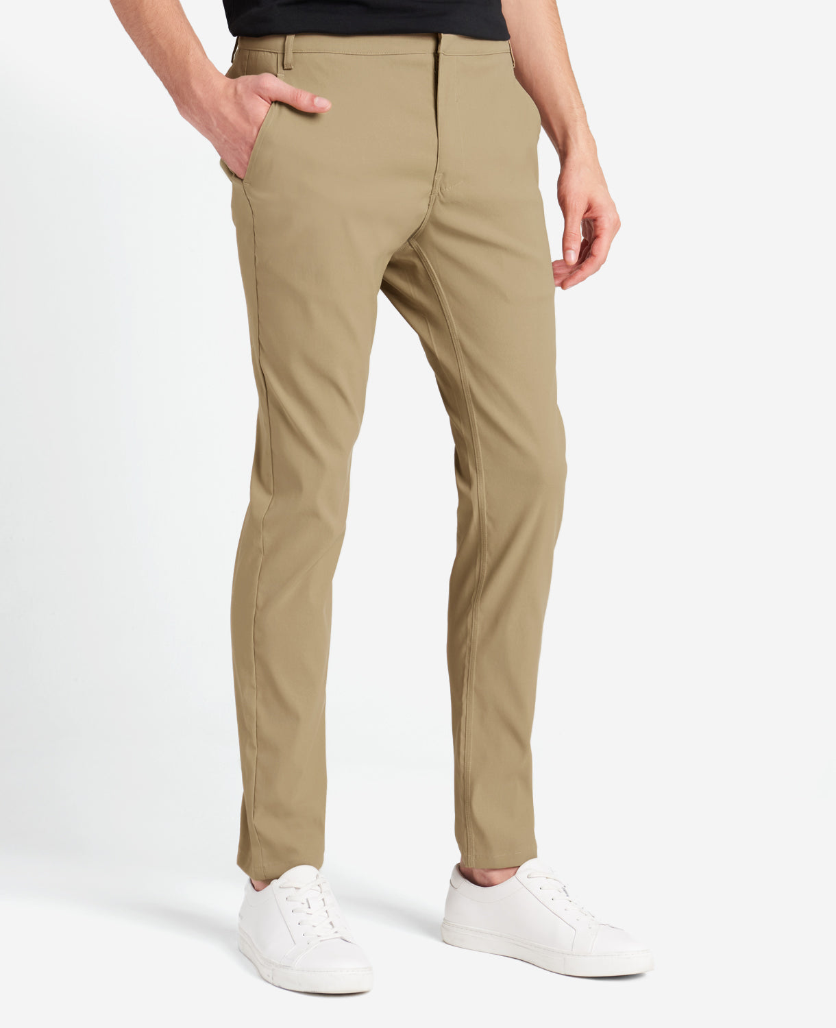 Kenneth Cole Reaction Clothing Slim-Fit Tech Chino pantaloni chino marrone chiaro slim fit