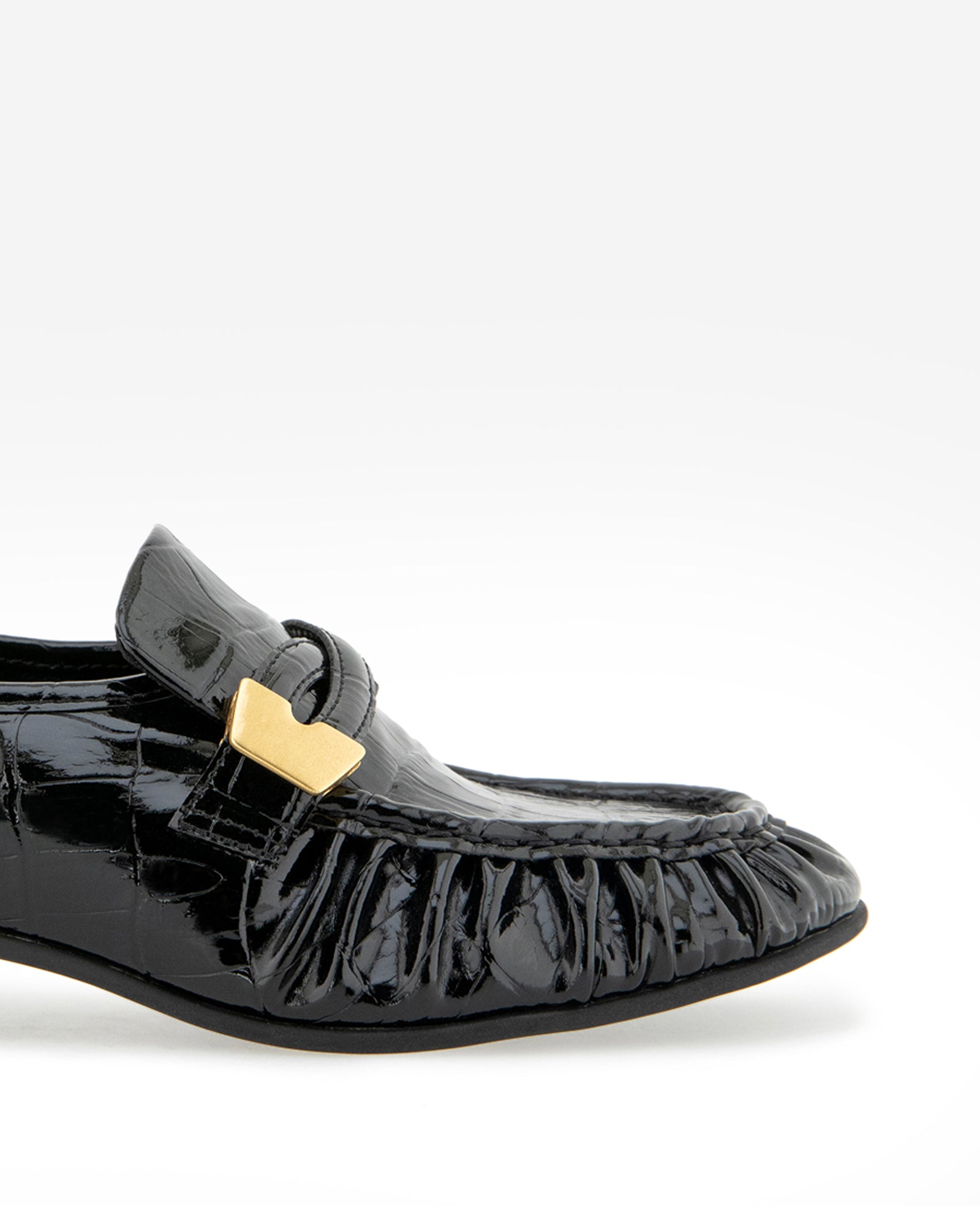 Kenneth Cole Reaction Shoes Remi Embossed Croco Pleated Toe Loafer mocassini neri effetto coccodrillo